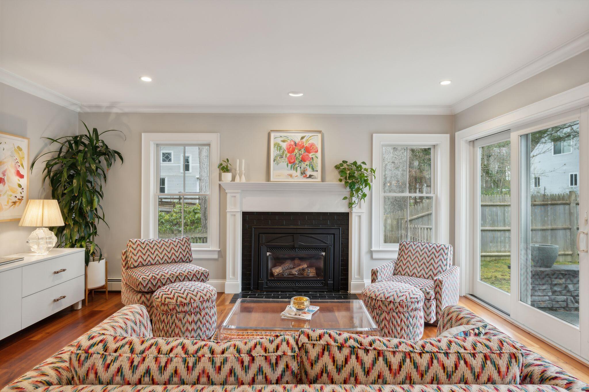 157 W Elm Street