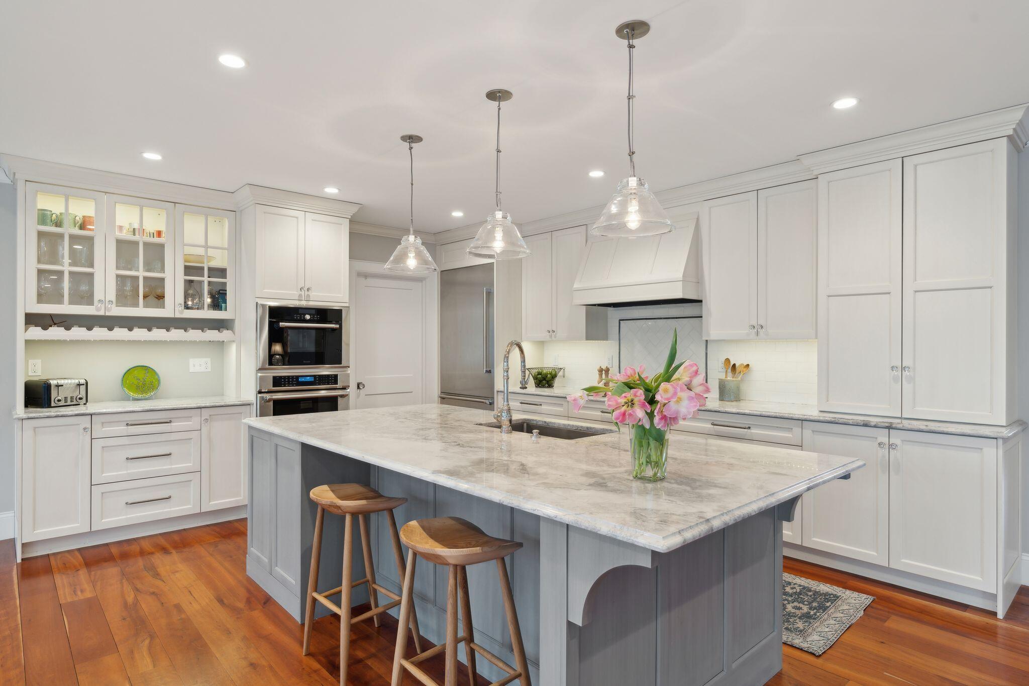 157 W Elm Street