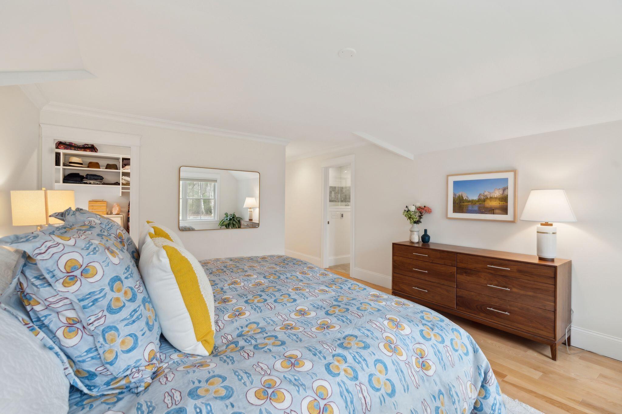 157 W Elm Street