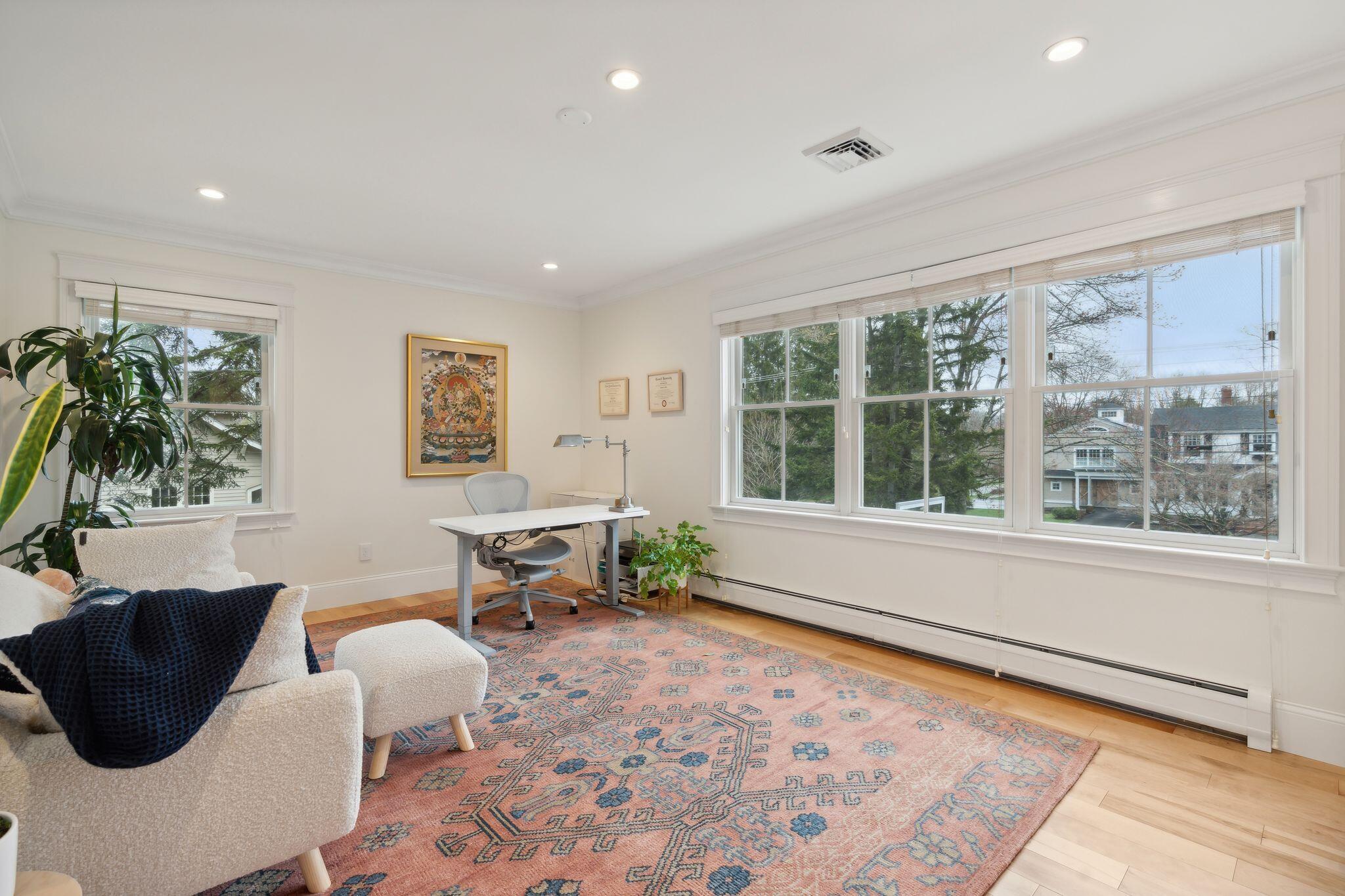 157 W Elm Street