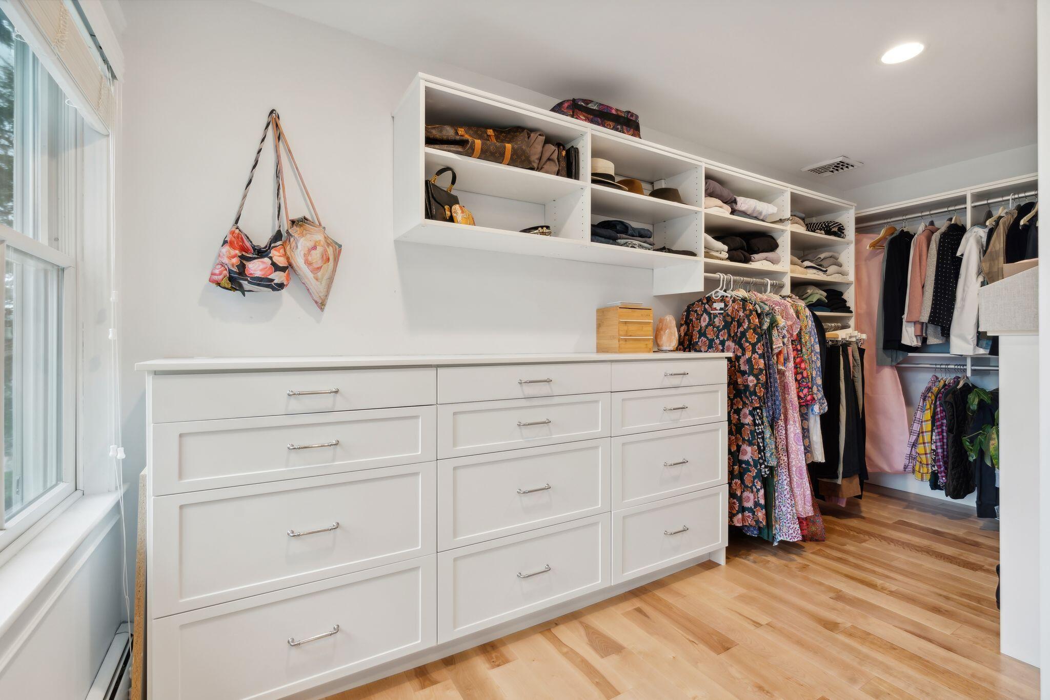 157 W Elm Street