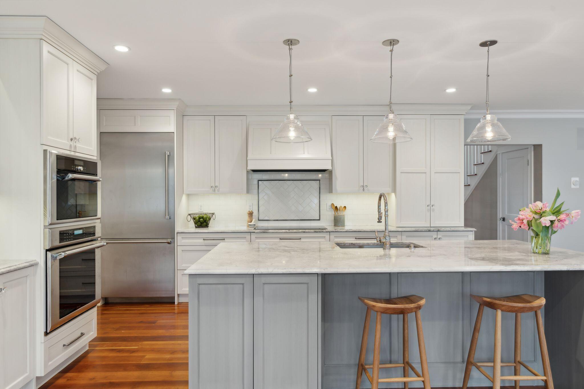 157 W Elm Street