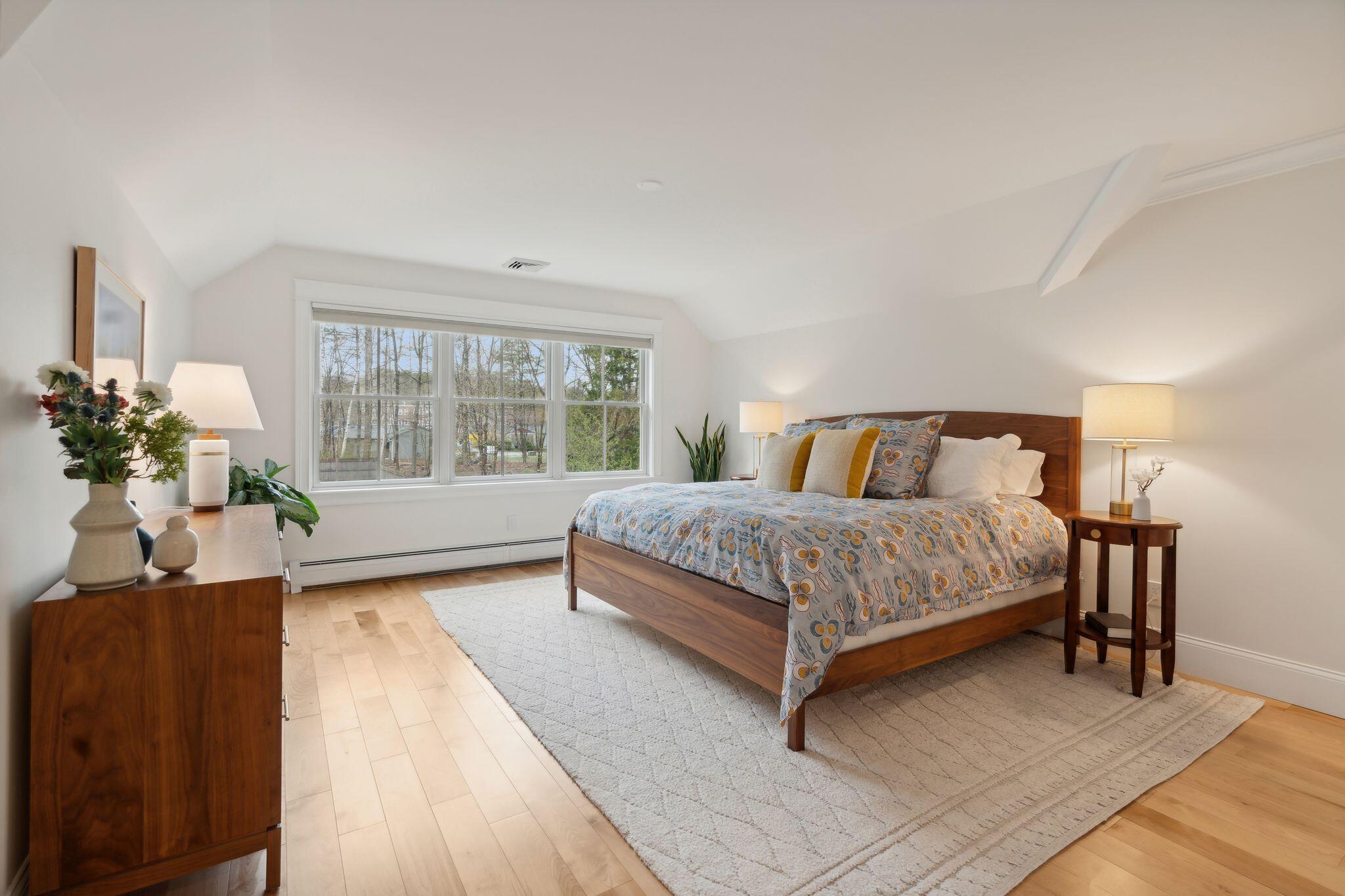 157 W Elm Street