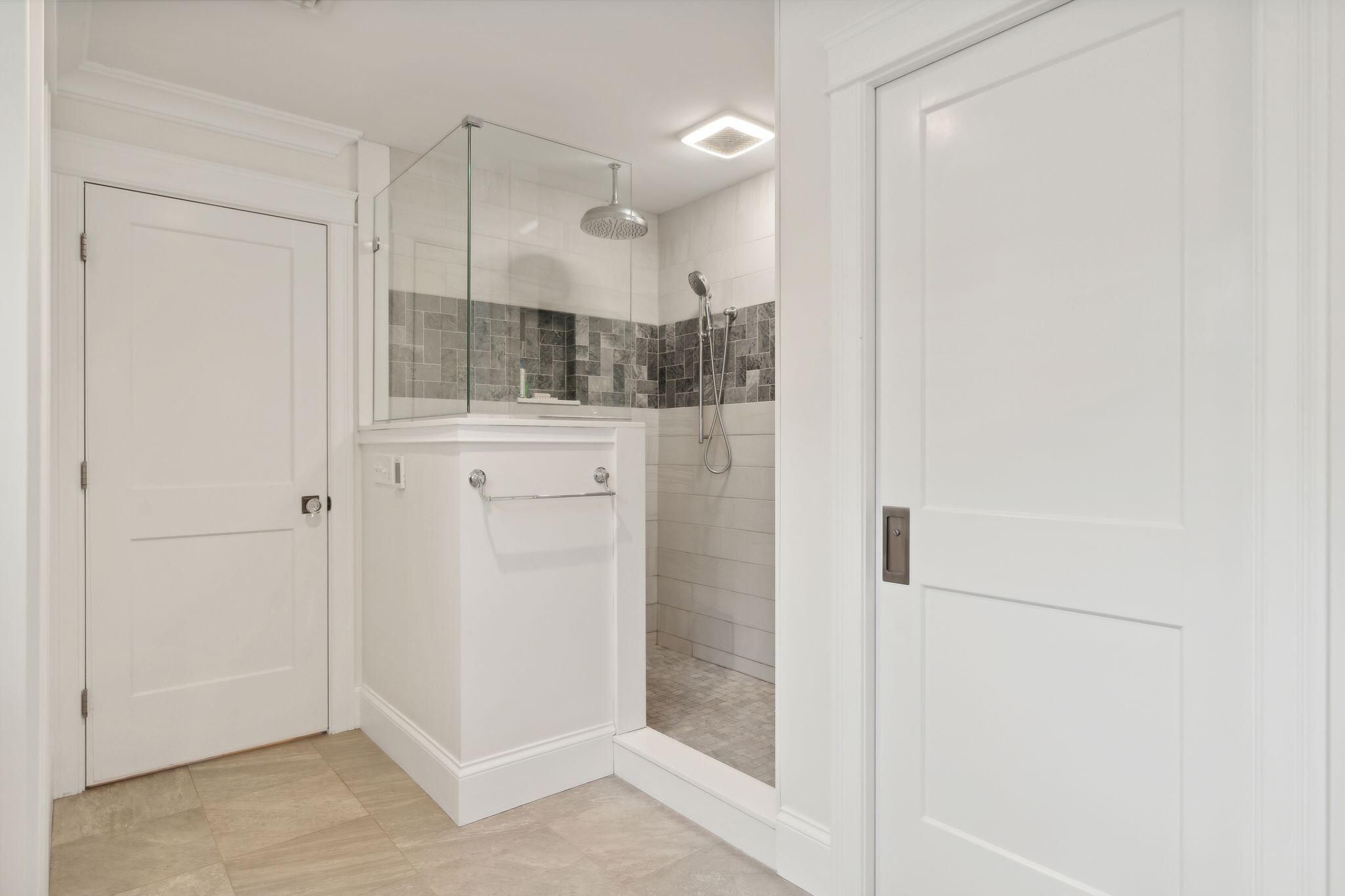 157 W Elm Street