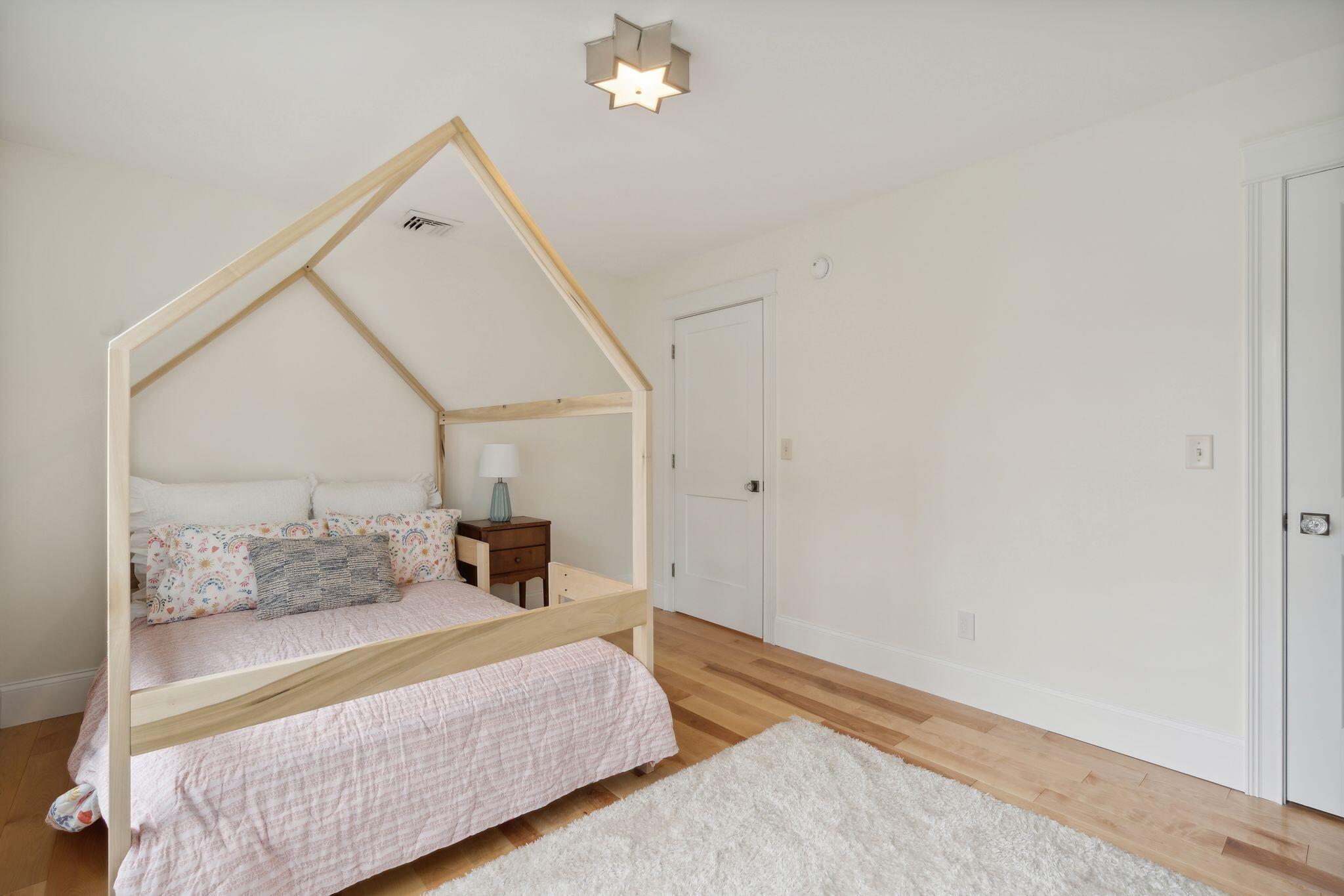 157 W Elm Street