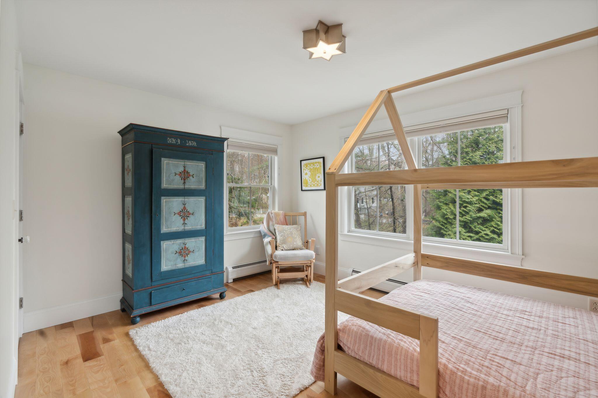 157 W Elm Street