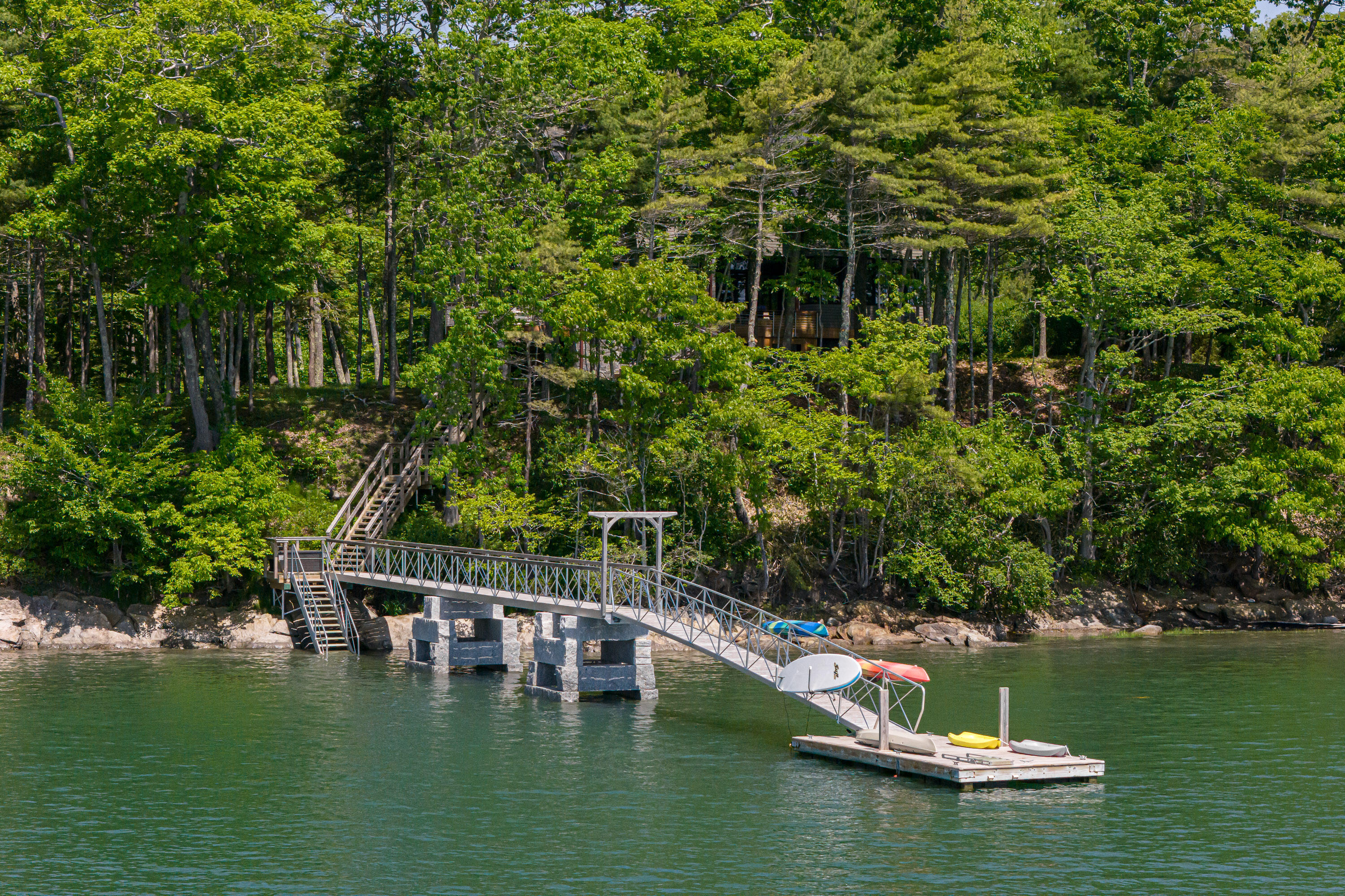 42 Brickyard Cove