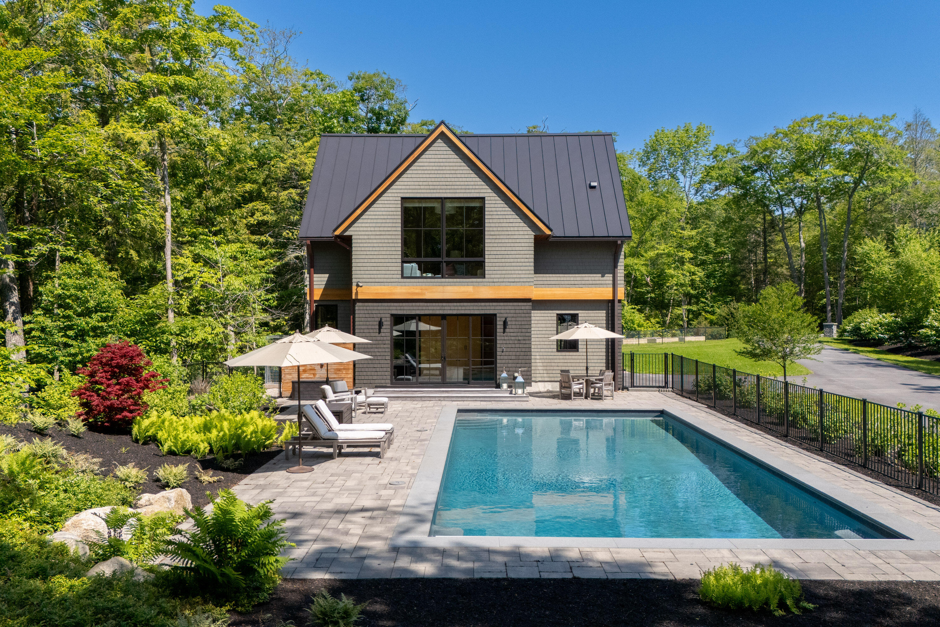 42 Brickyard Cove