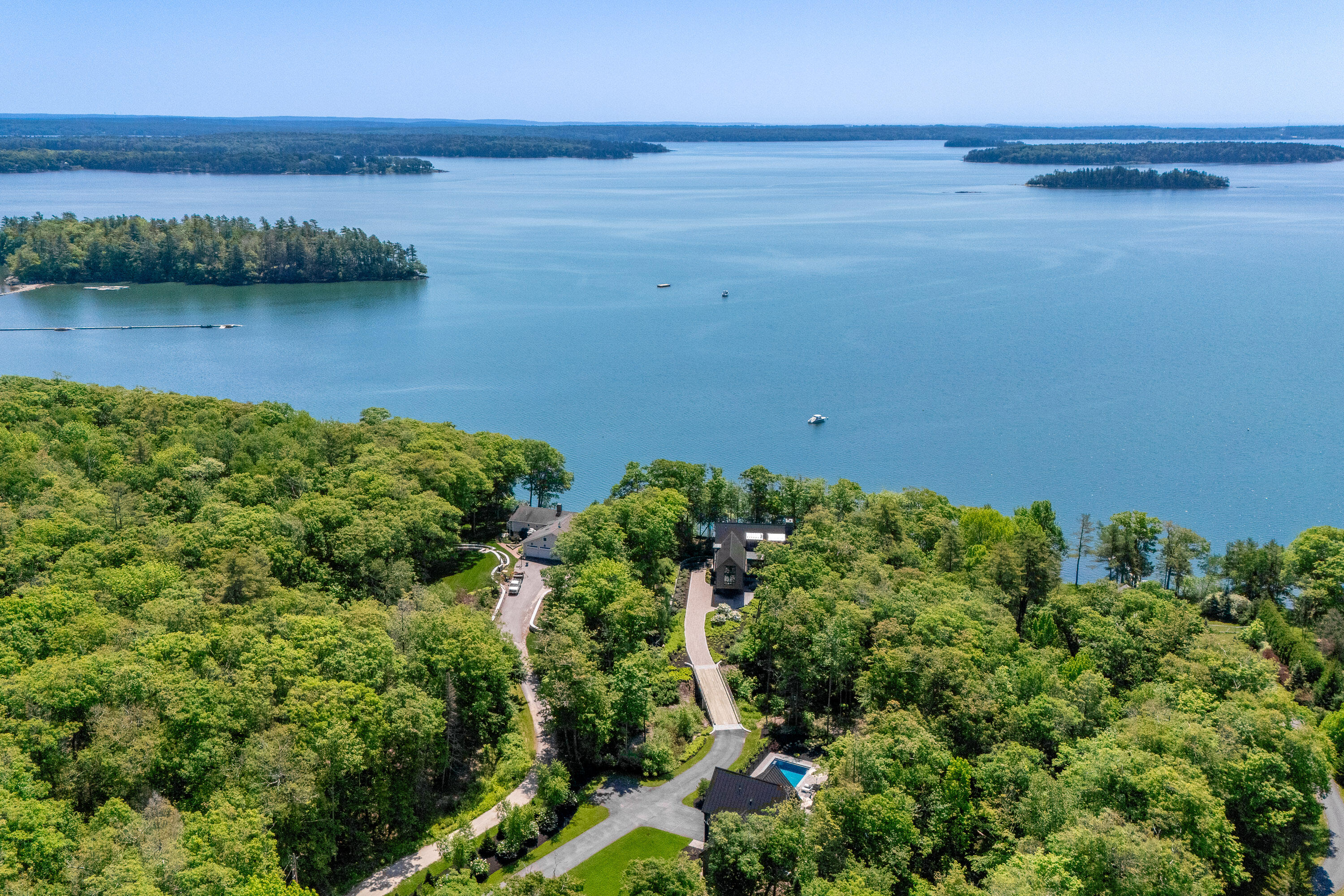 42 Brickyard Cove