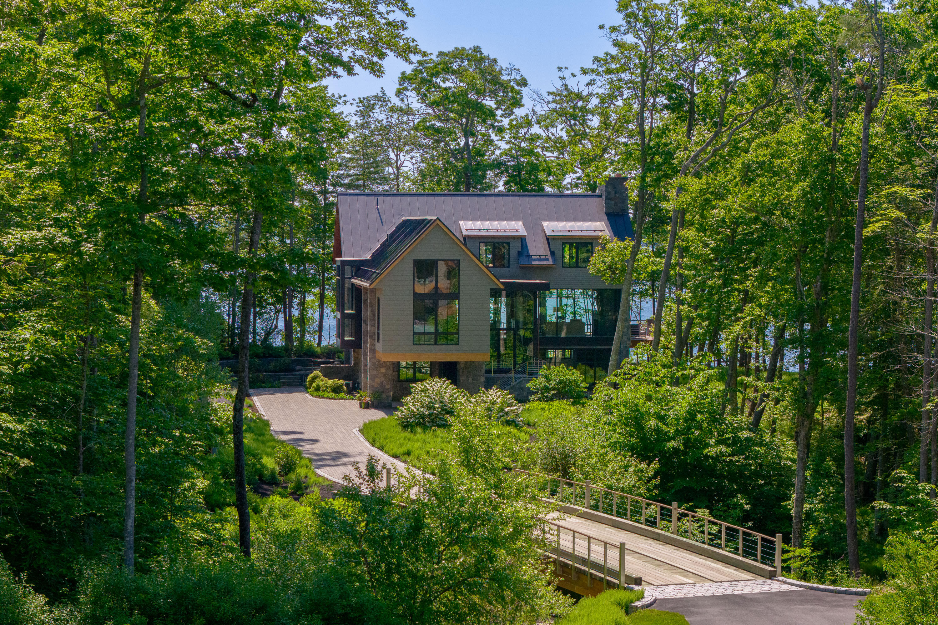 42 Brickyard Cove