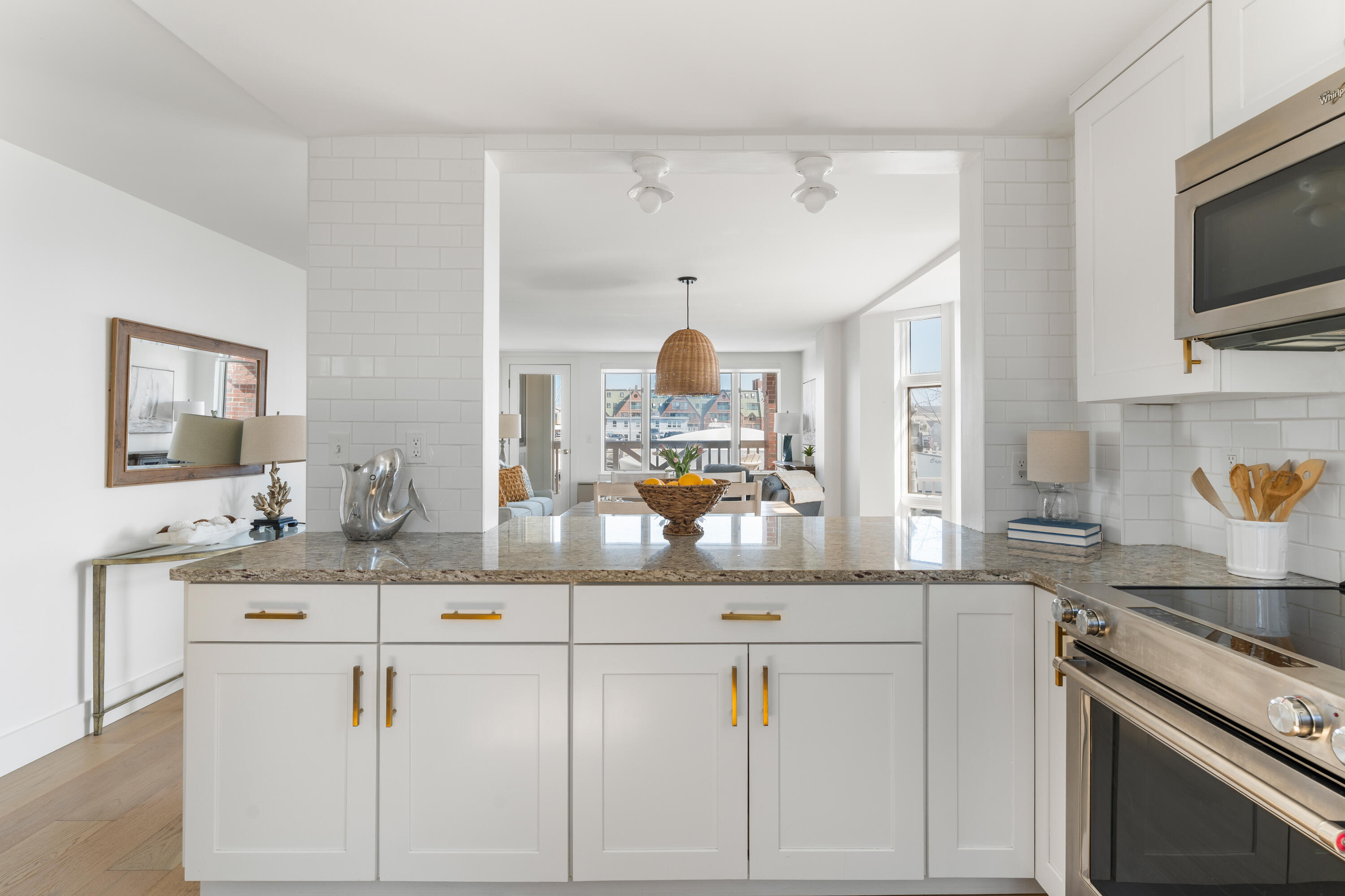 703 Chandlers Wharf, 703