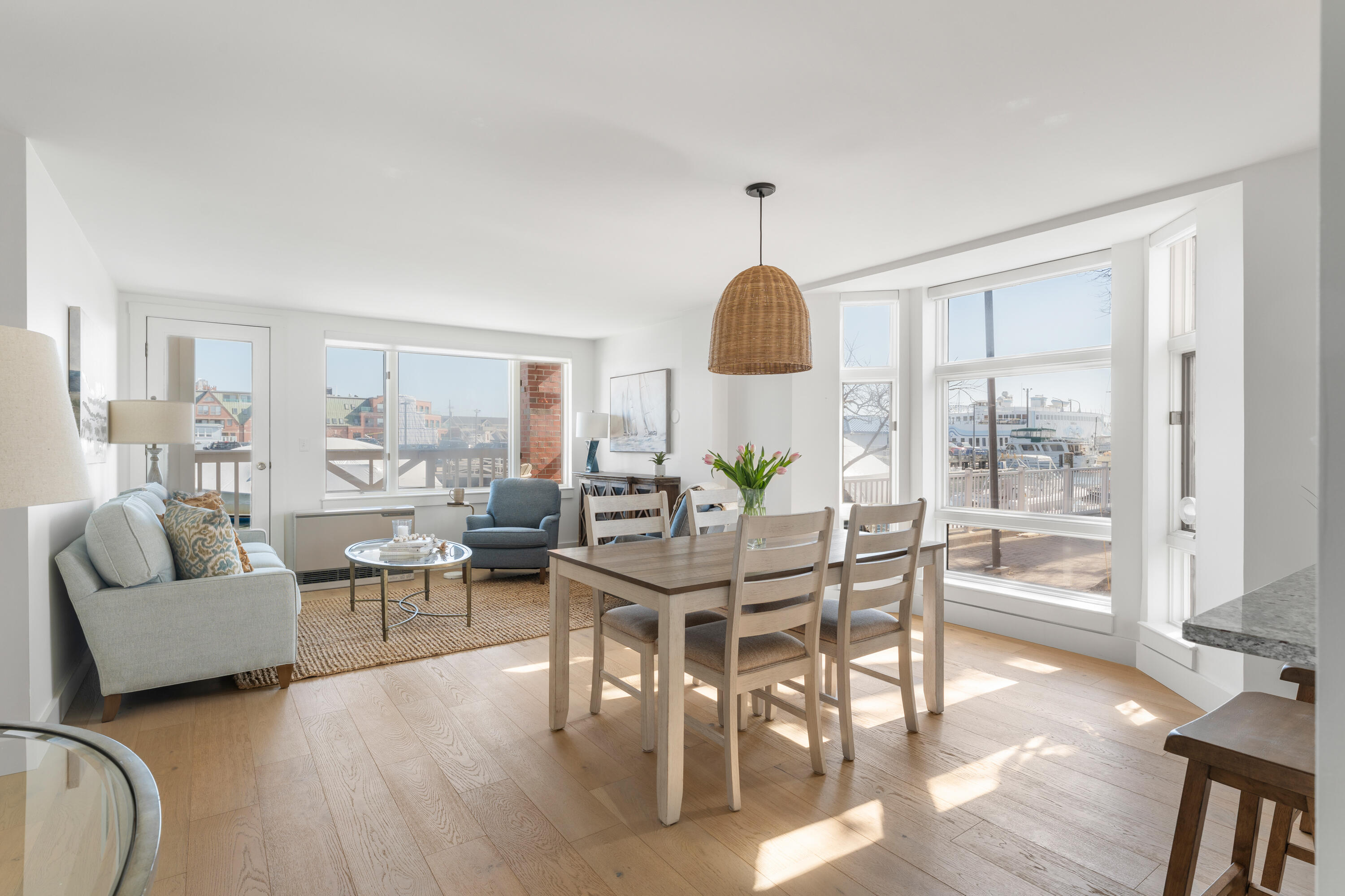 703 Chandlers Wharf, 703