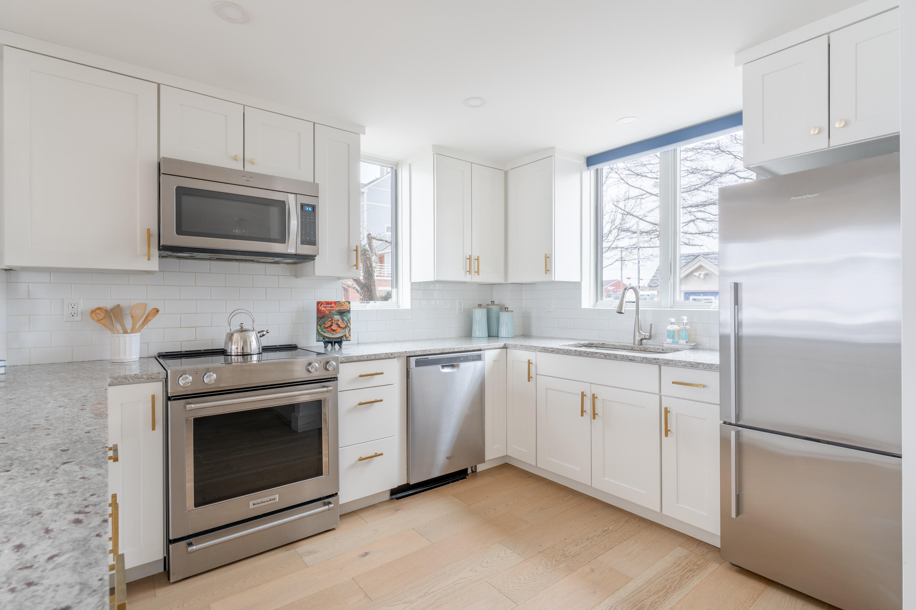 703 Chandlers Wharf, 703