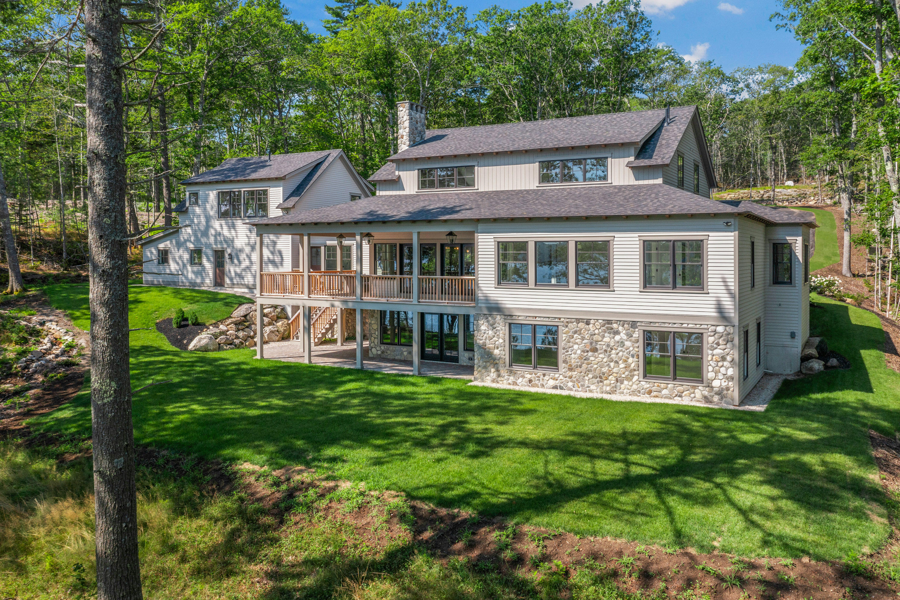 17 Kennebec Shores North Road N