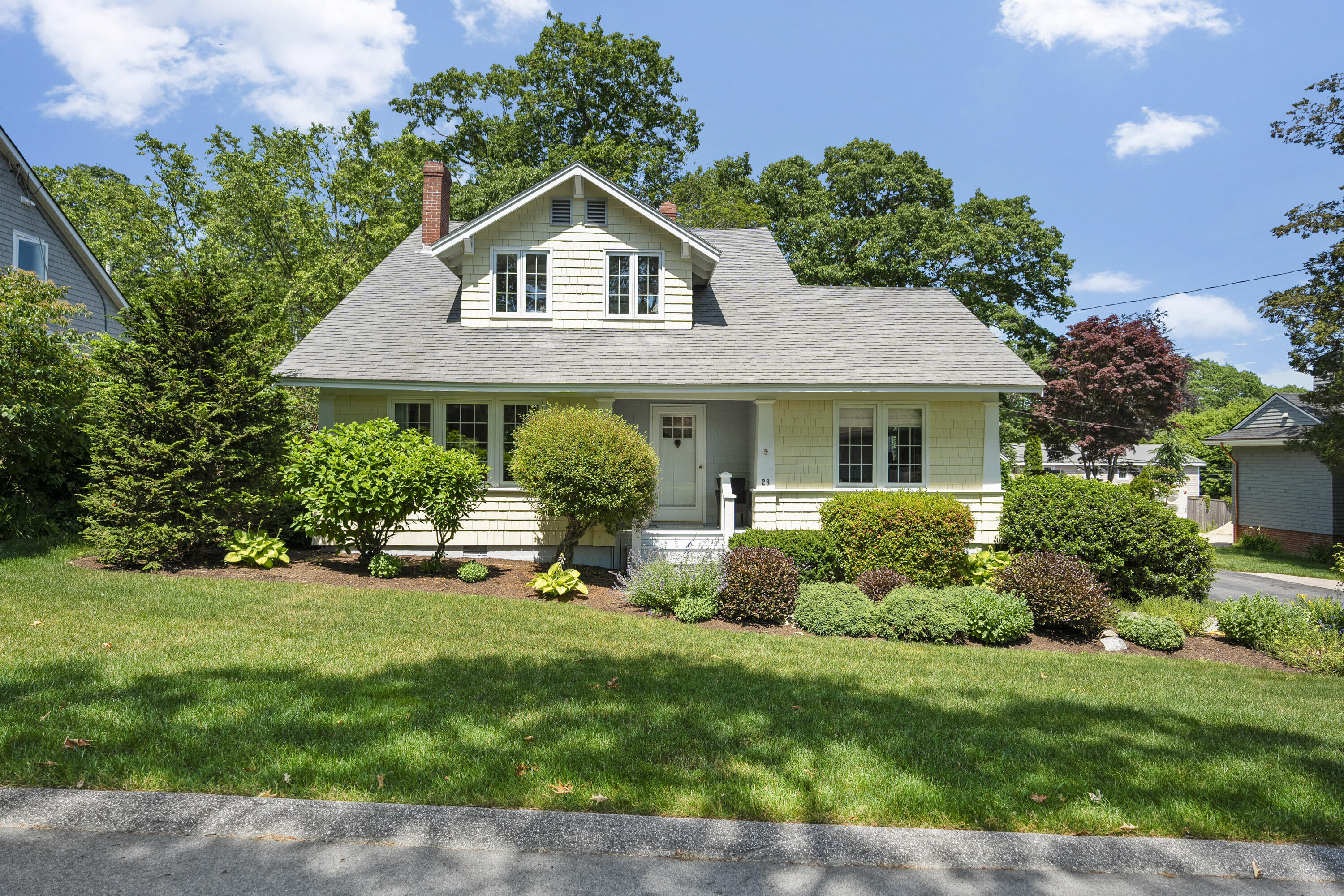 28 Pine Lane