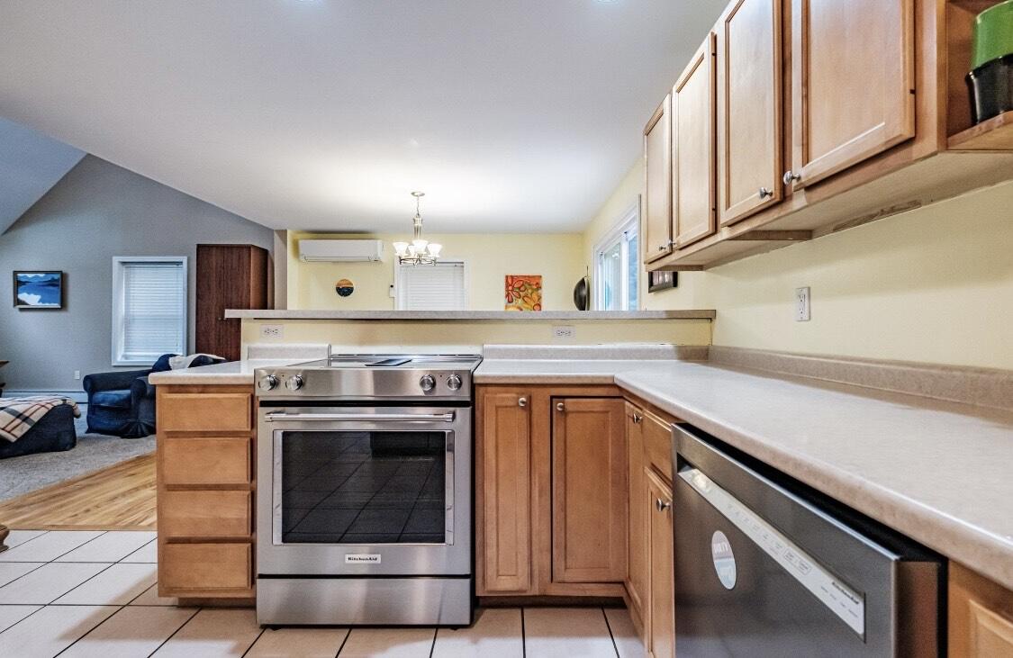 4 Baker Road
