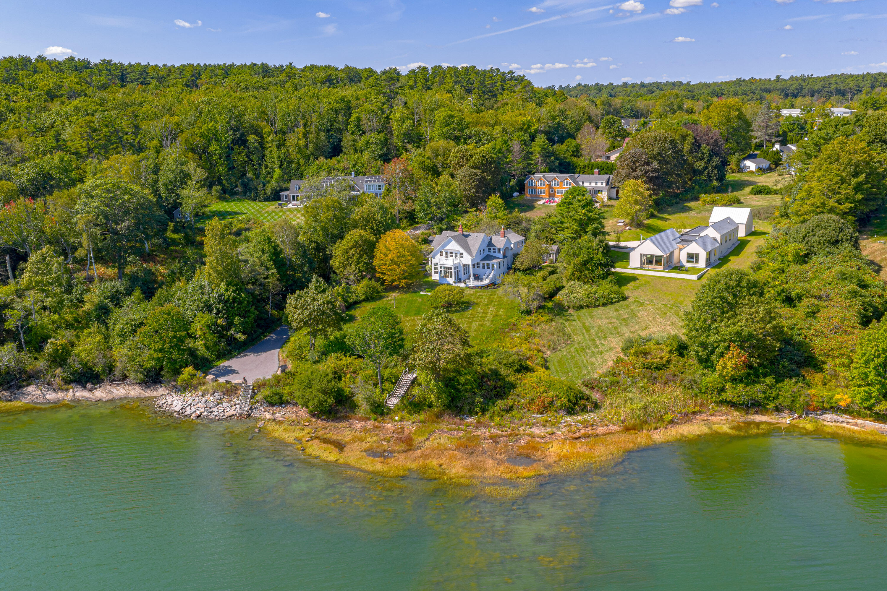 16 Town Landing Road