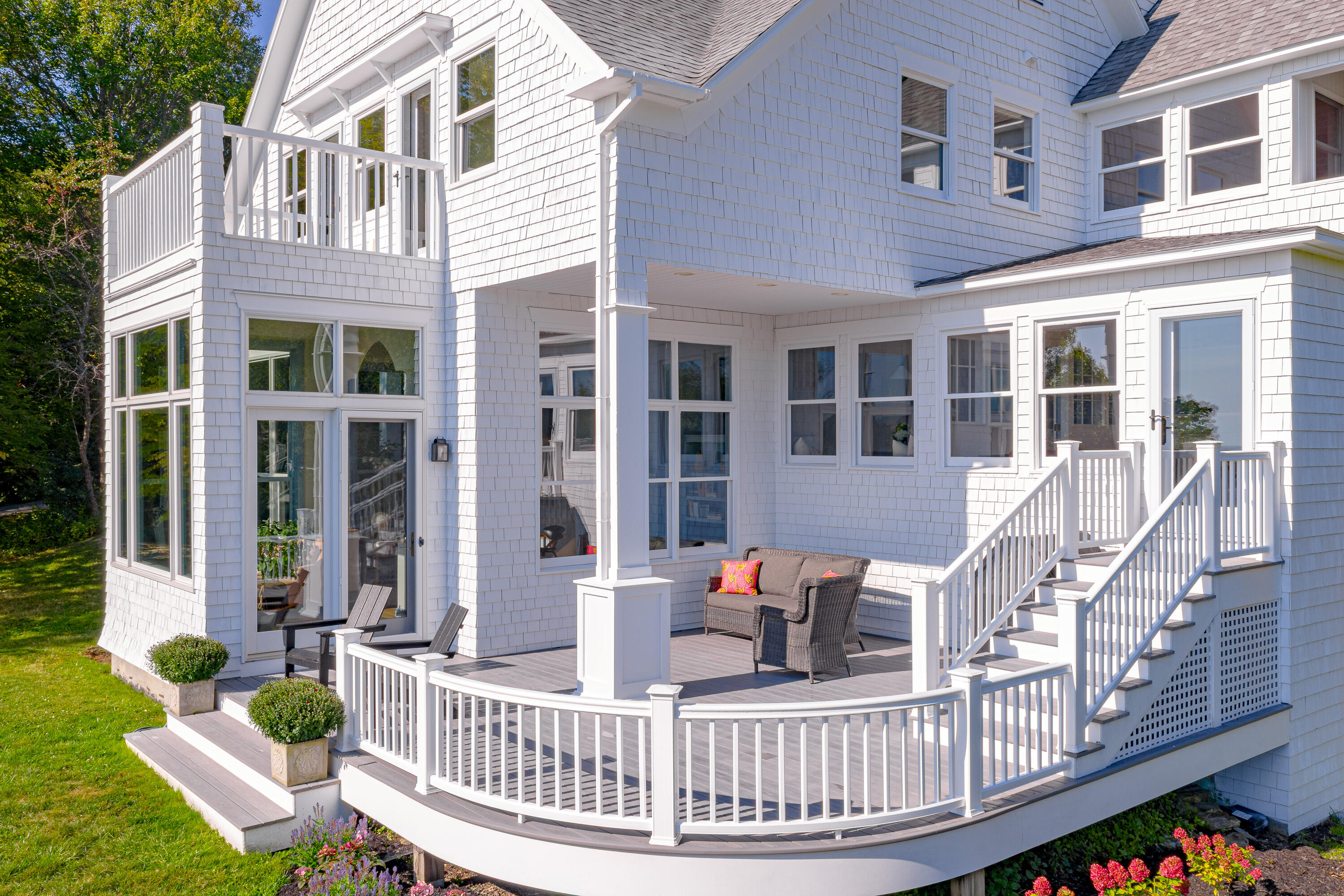 16 Town Landing Road
