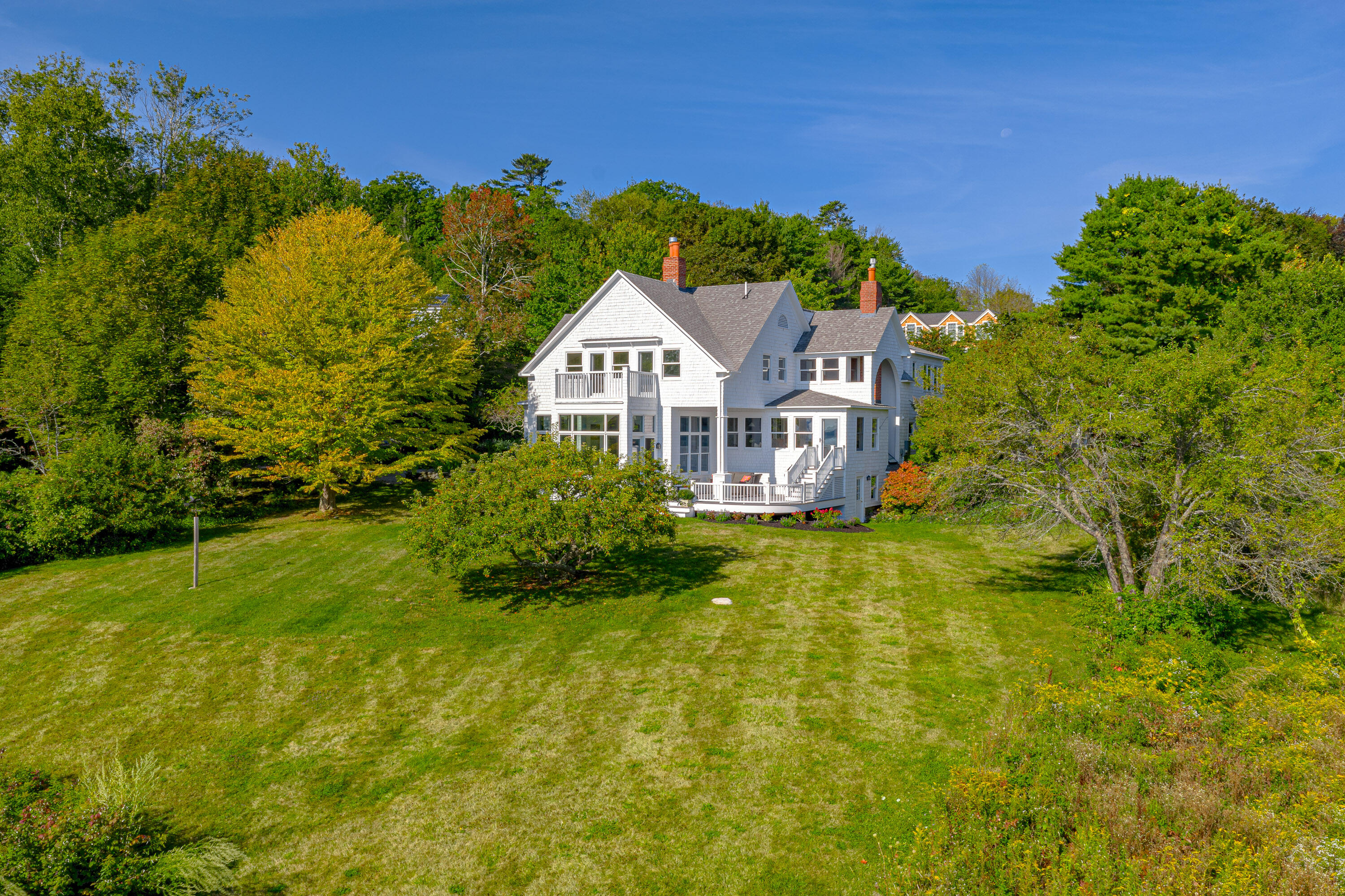 16 Town Landing Road