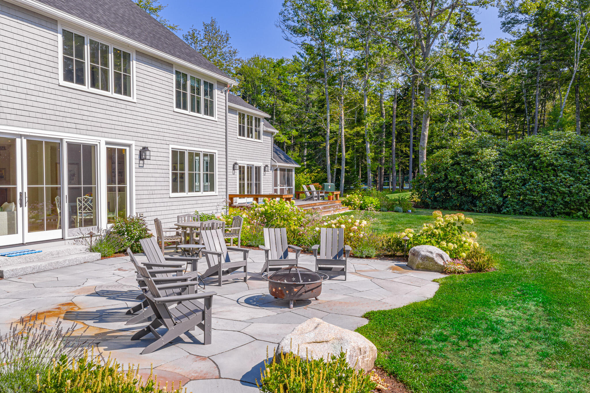650 Mere Point Road