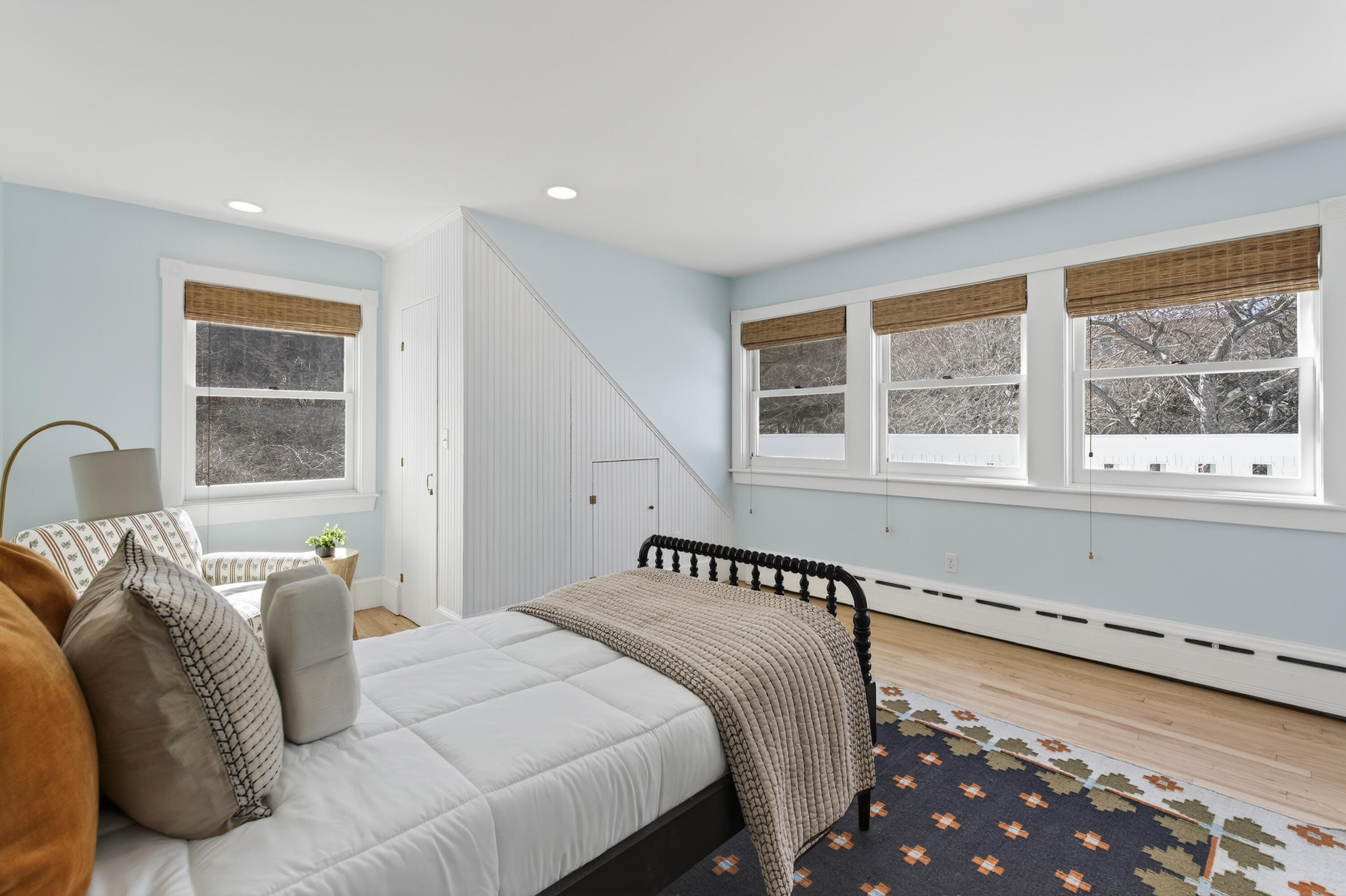 16 Town Landing Road