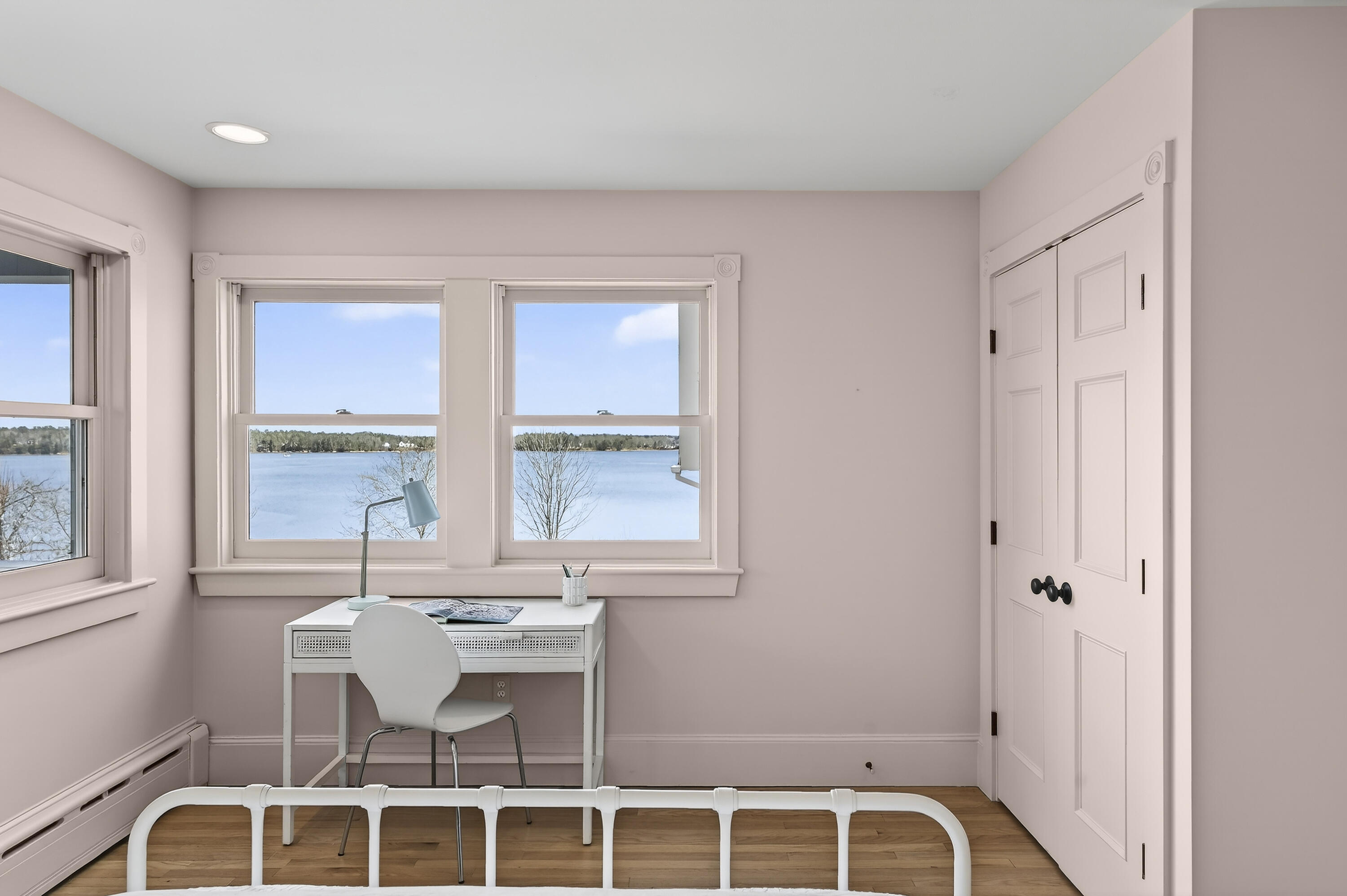 16 Town Landing Road