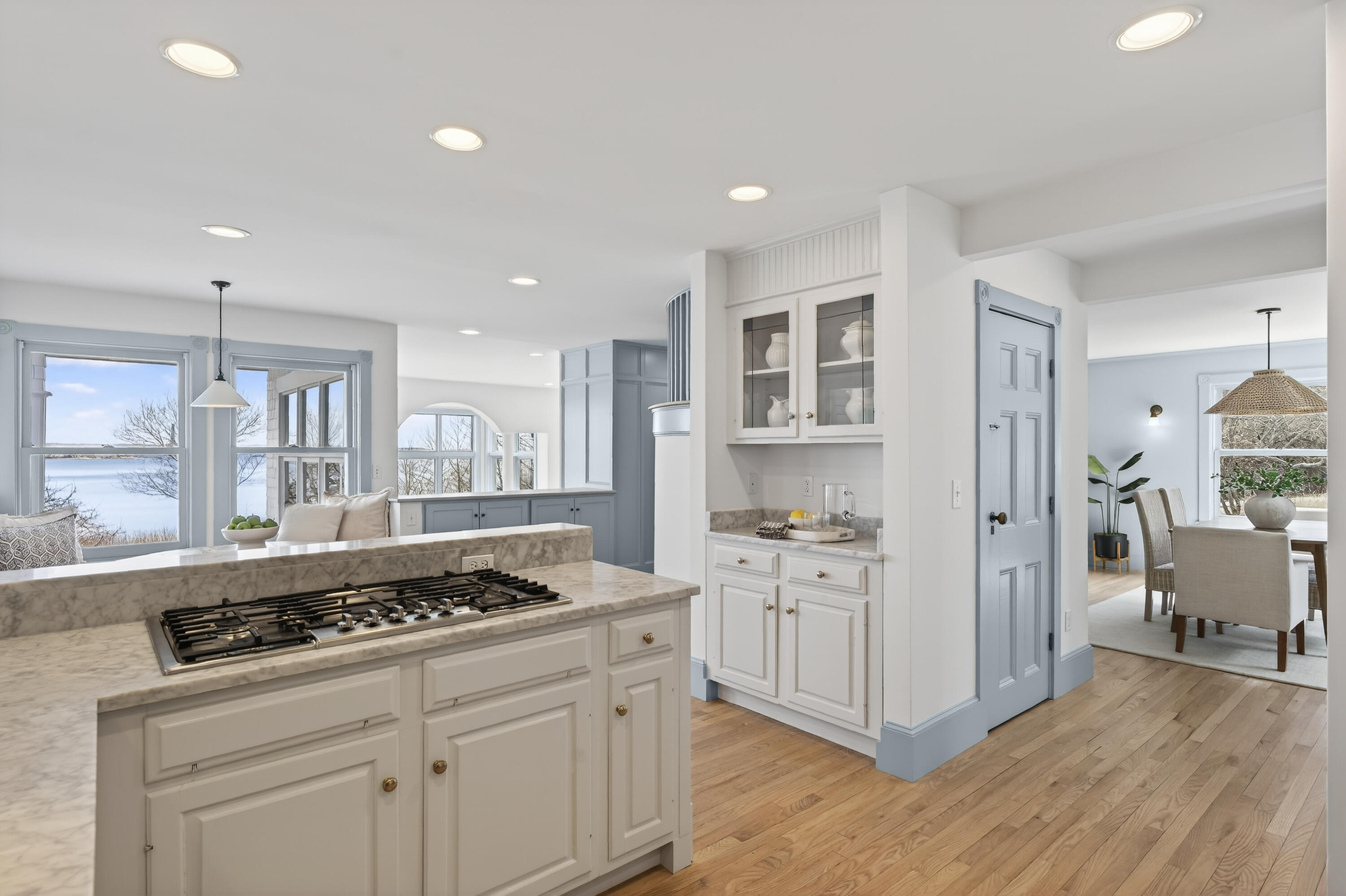 16 Town Landing Road