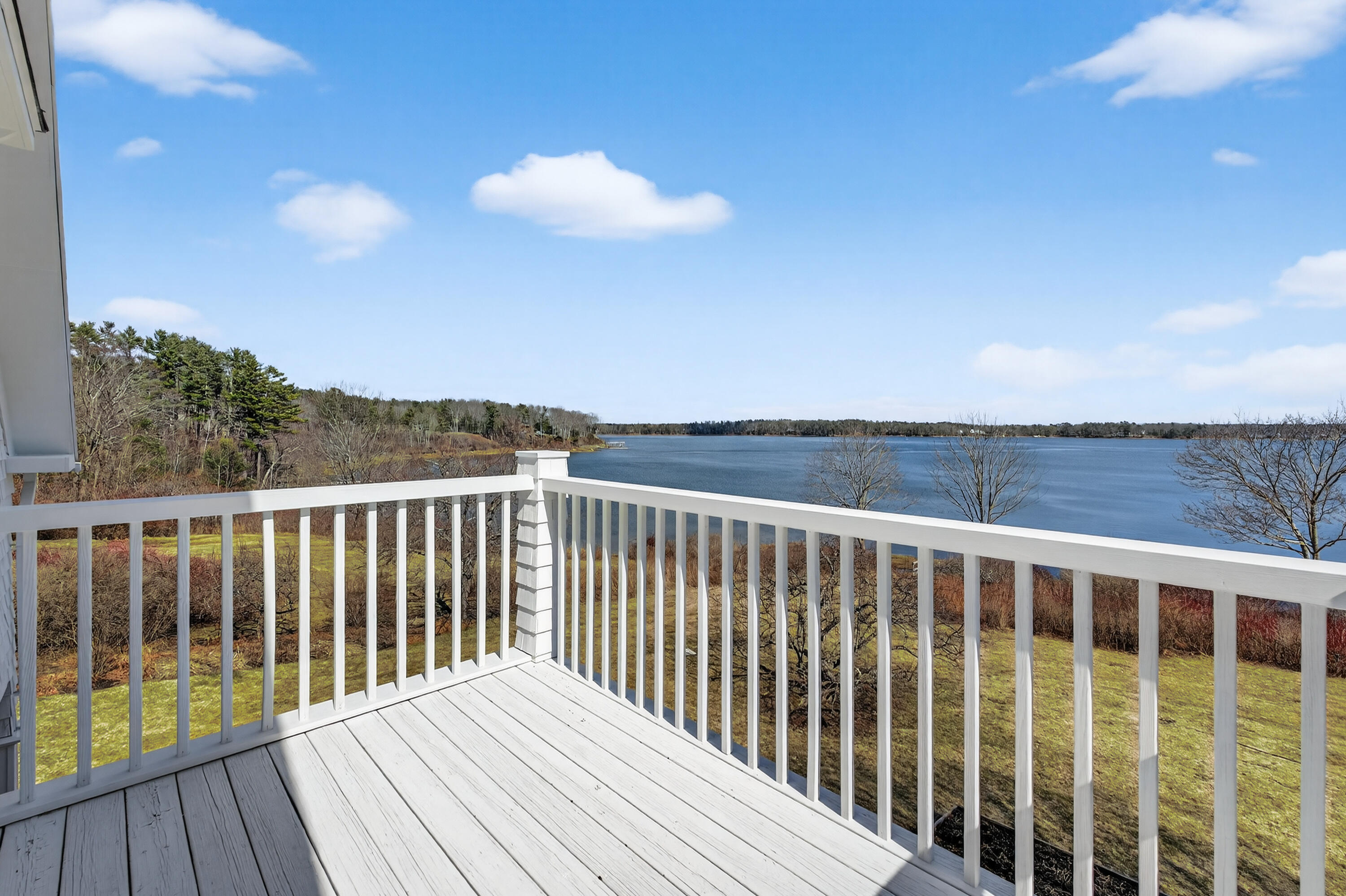 16 Town Landing Road