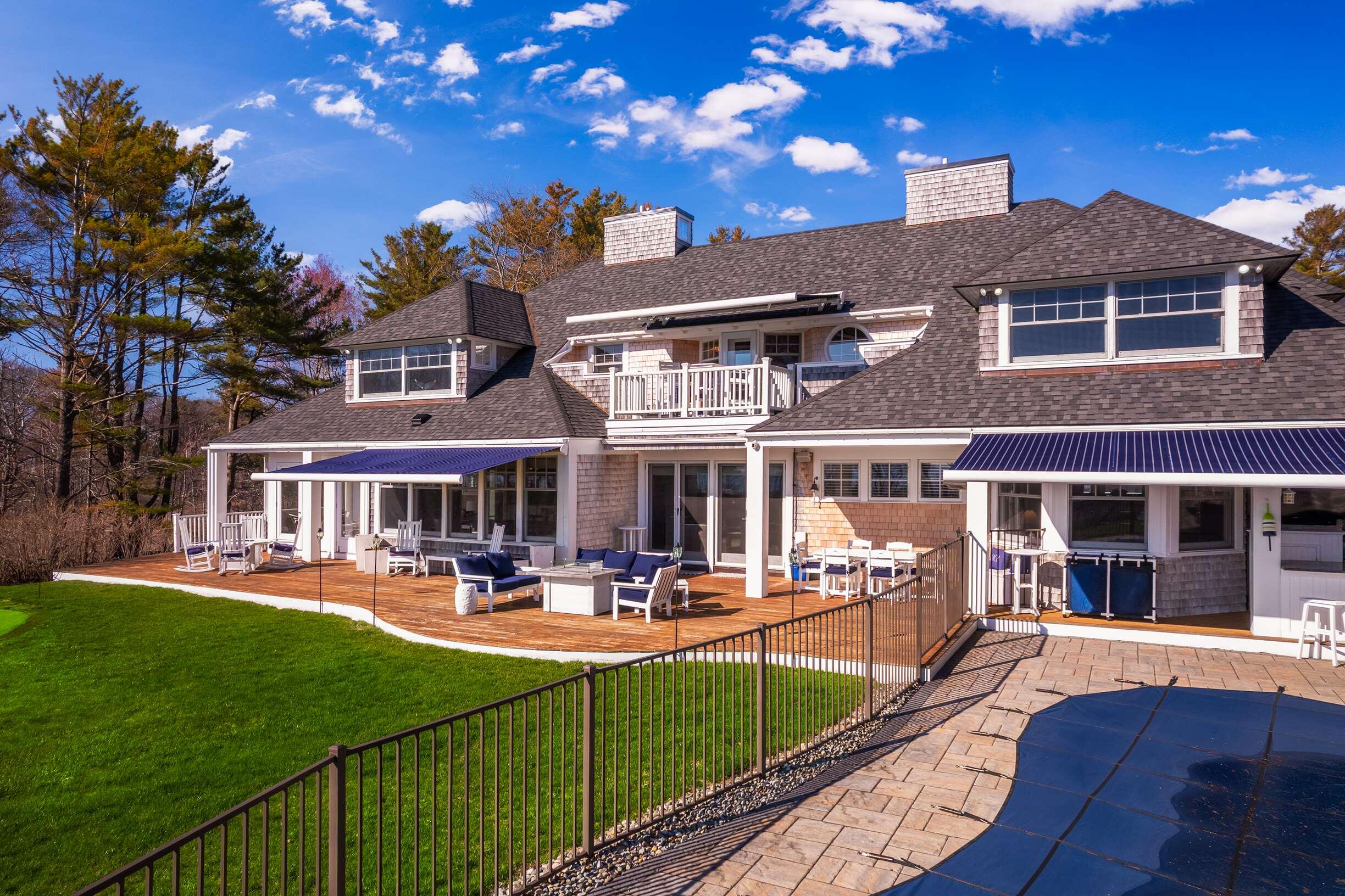 1 Cove Road
