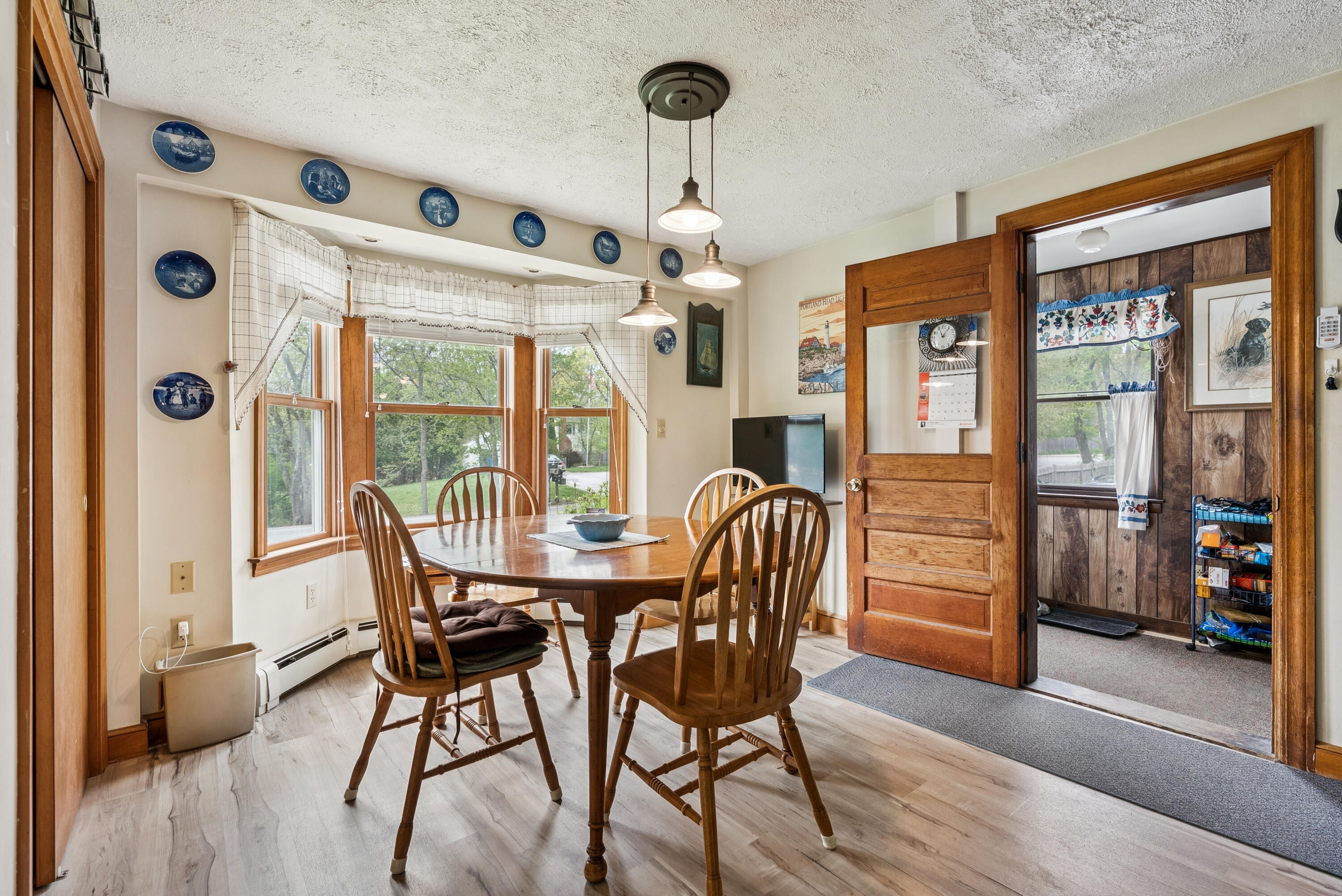 125 Ledgewood Drive