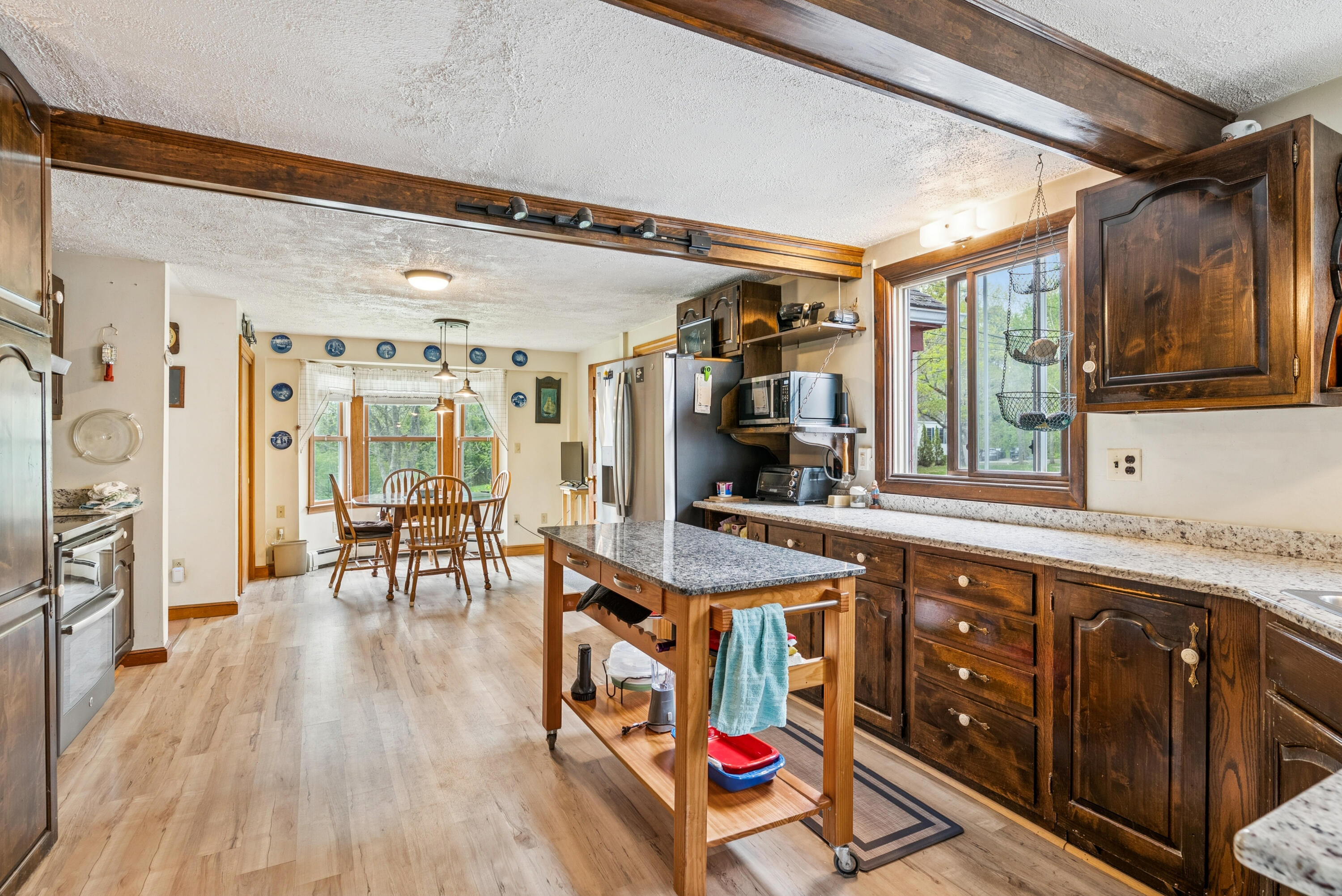 125 Ledgewood Drive