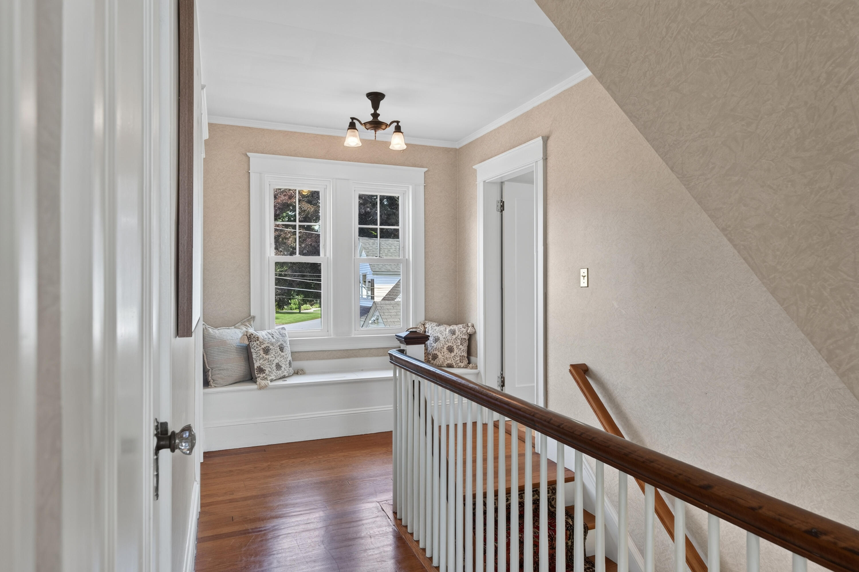 10 Bay Shore Drive