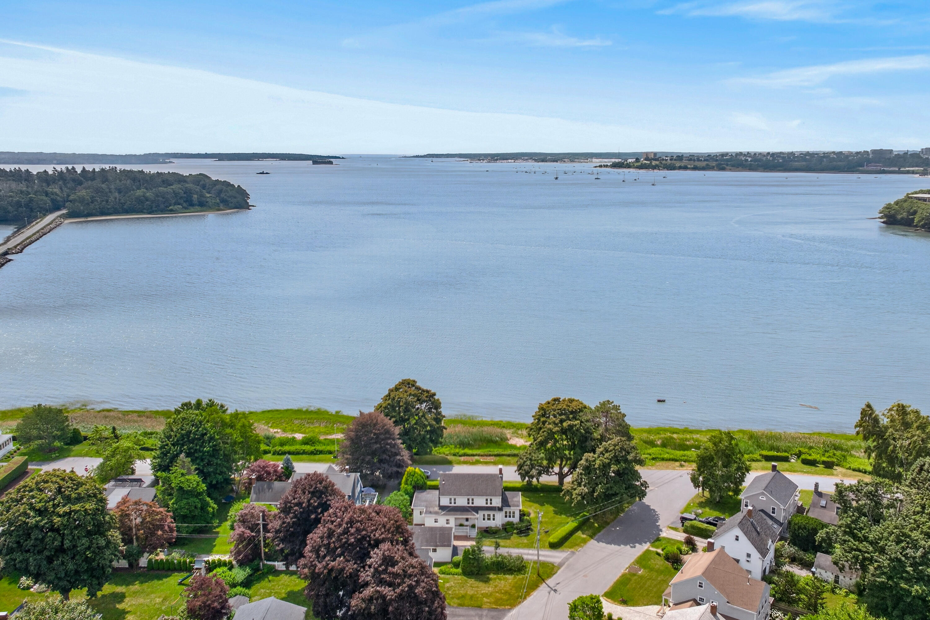 10 Bay Shore Drive