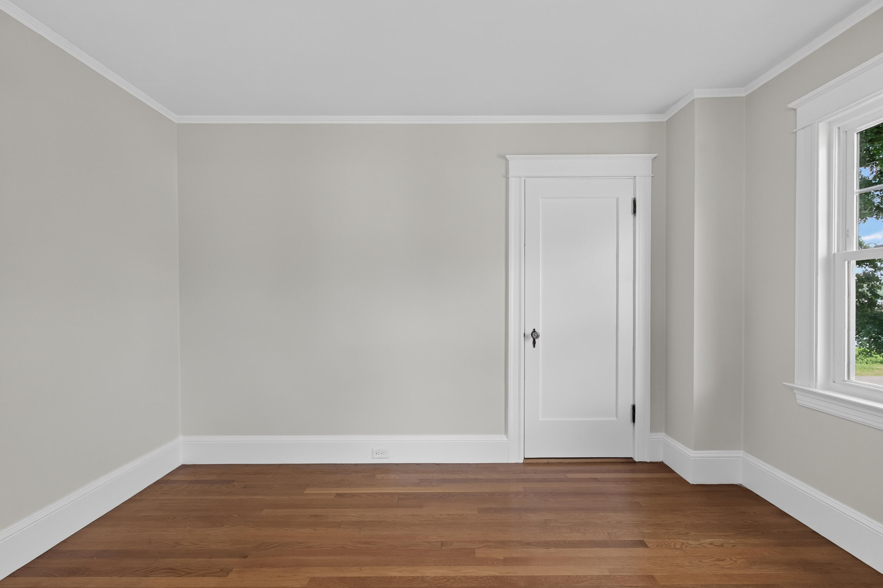 10 Bay Shore Drive