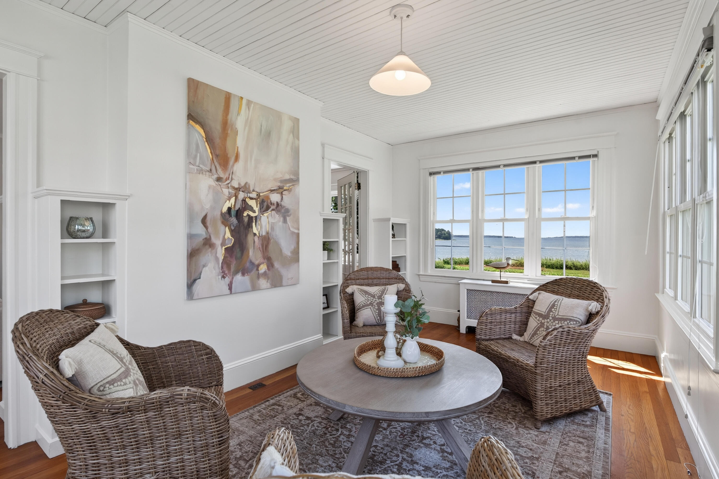 10 Bay Shore Drive