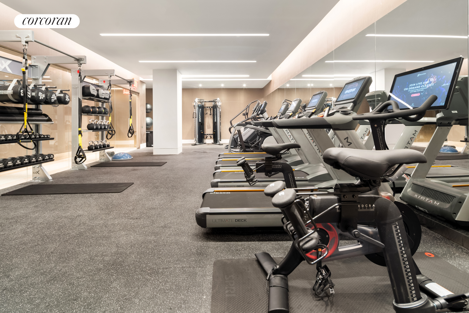 49 CHAMBERS Street 5D