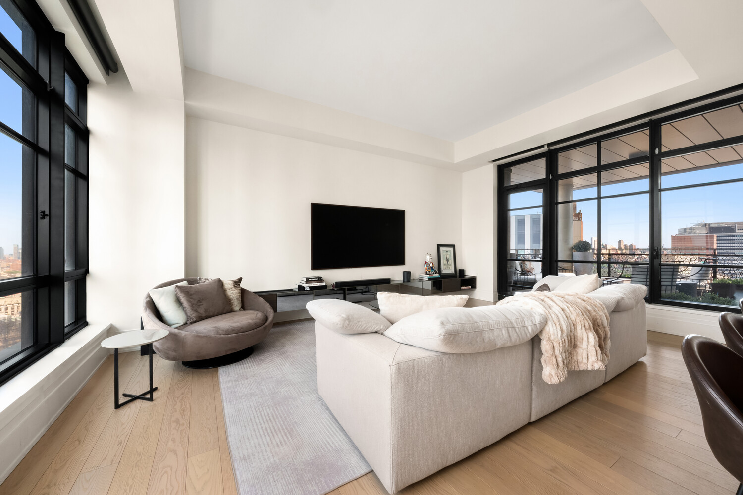 25 PARK Row 25CNORTH