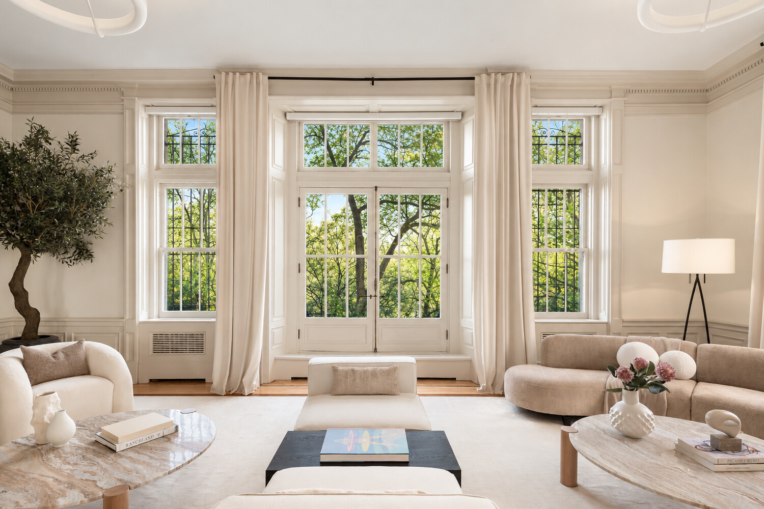 337 RIVERSIDE Drive