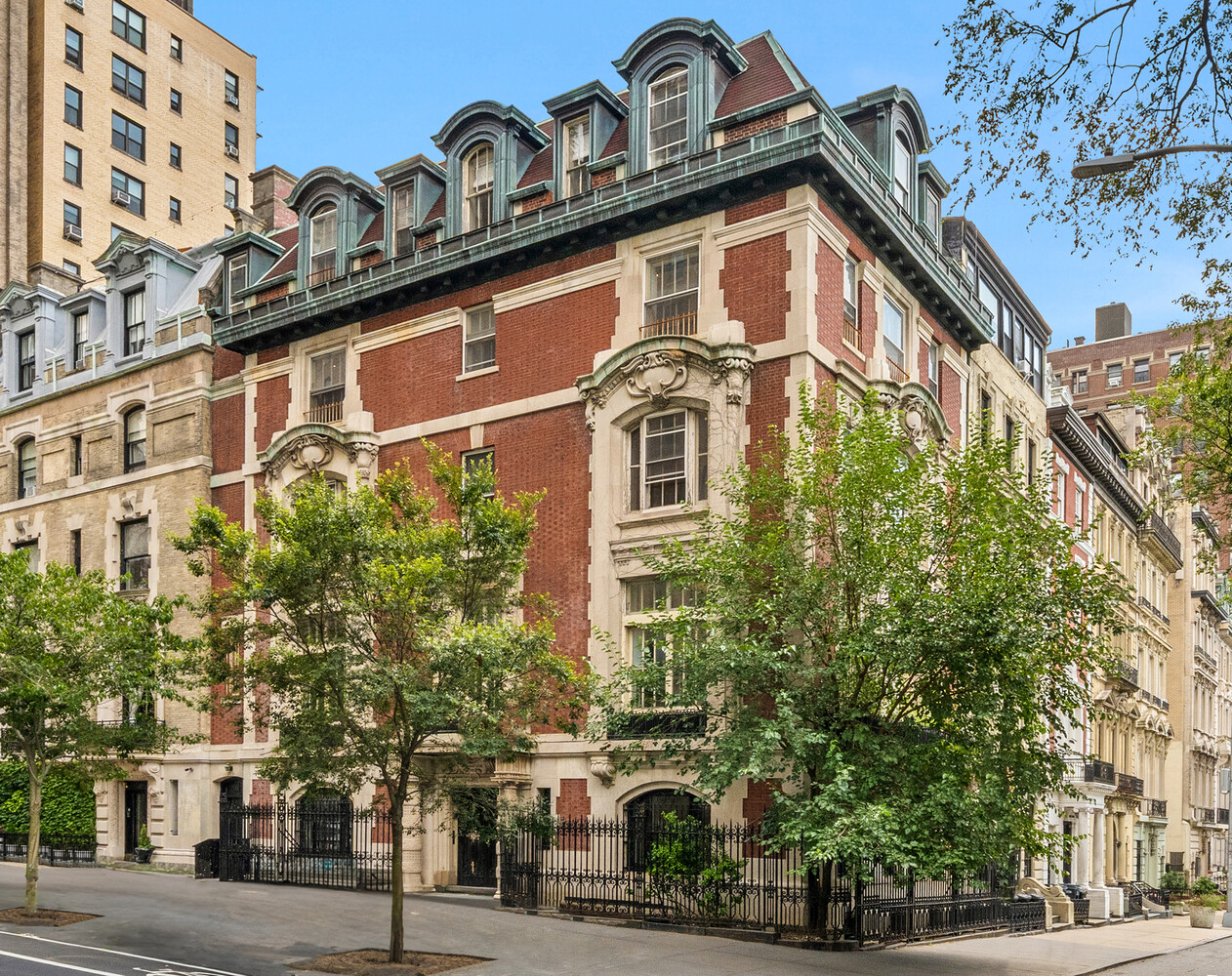 337 RIVERSIDE Drive