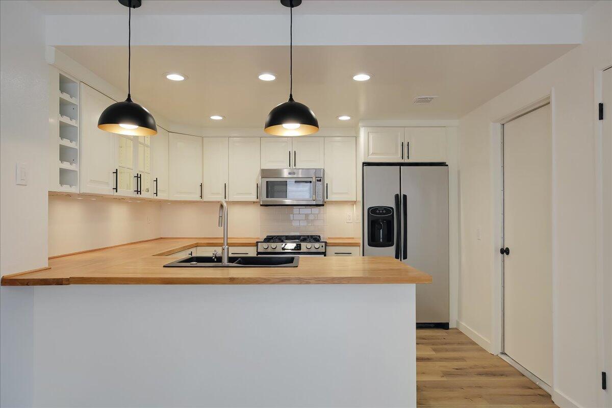 380 San Ricardo Drive