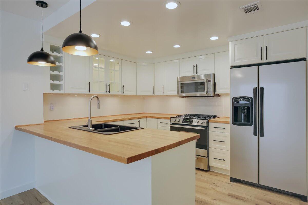 380 San Ricardo Drive