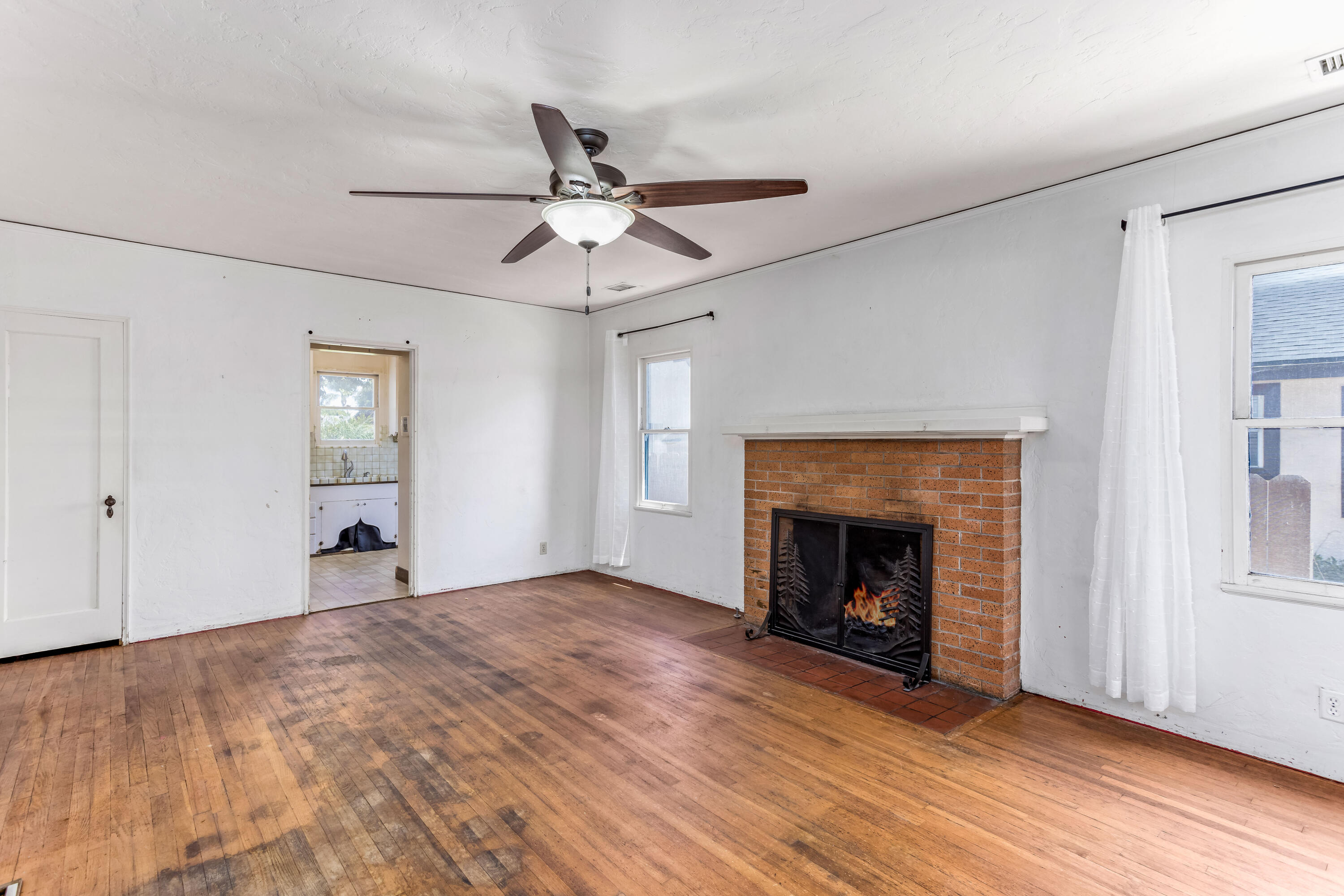 34 Orange Avenue
