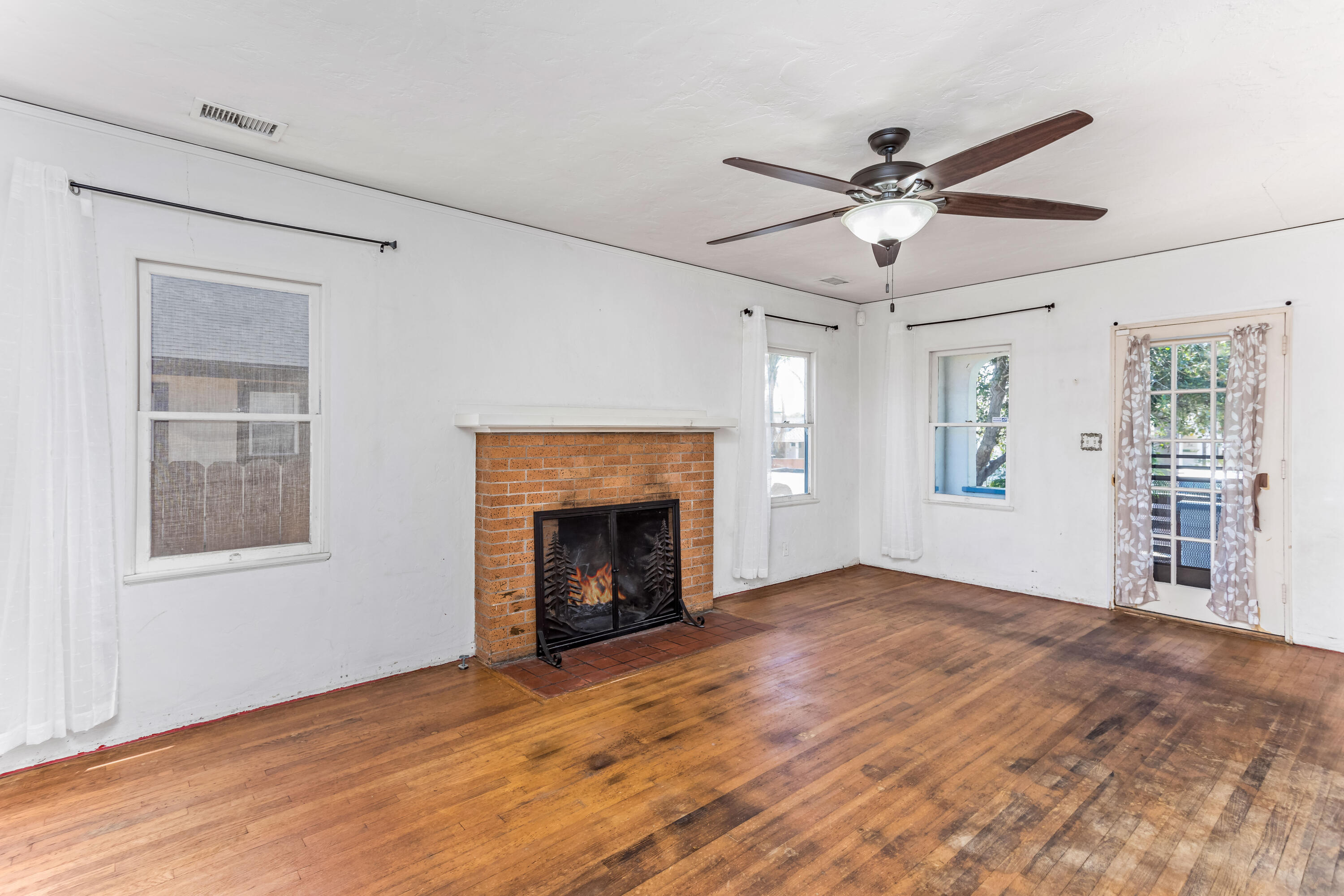 34 Orange Avenue
