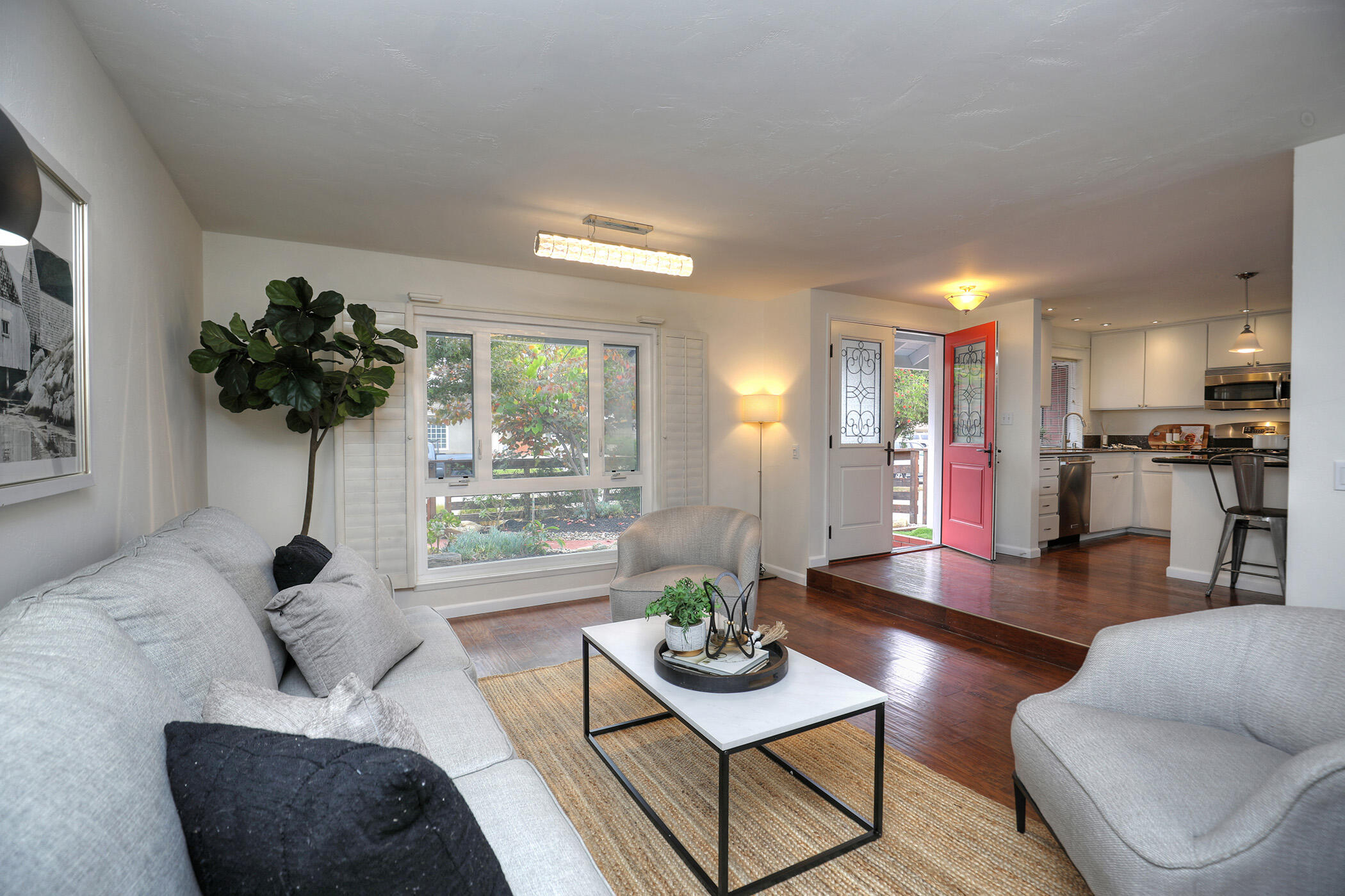 87 Deerhurst Drive