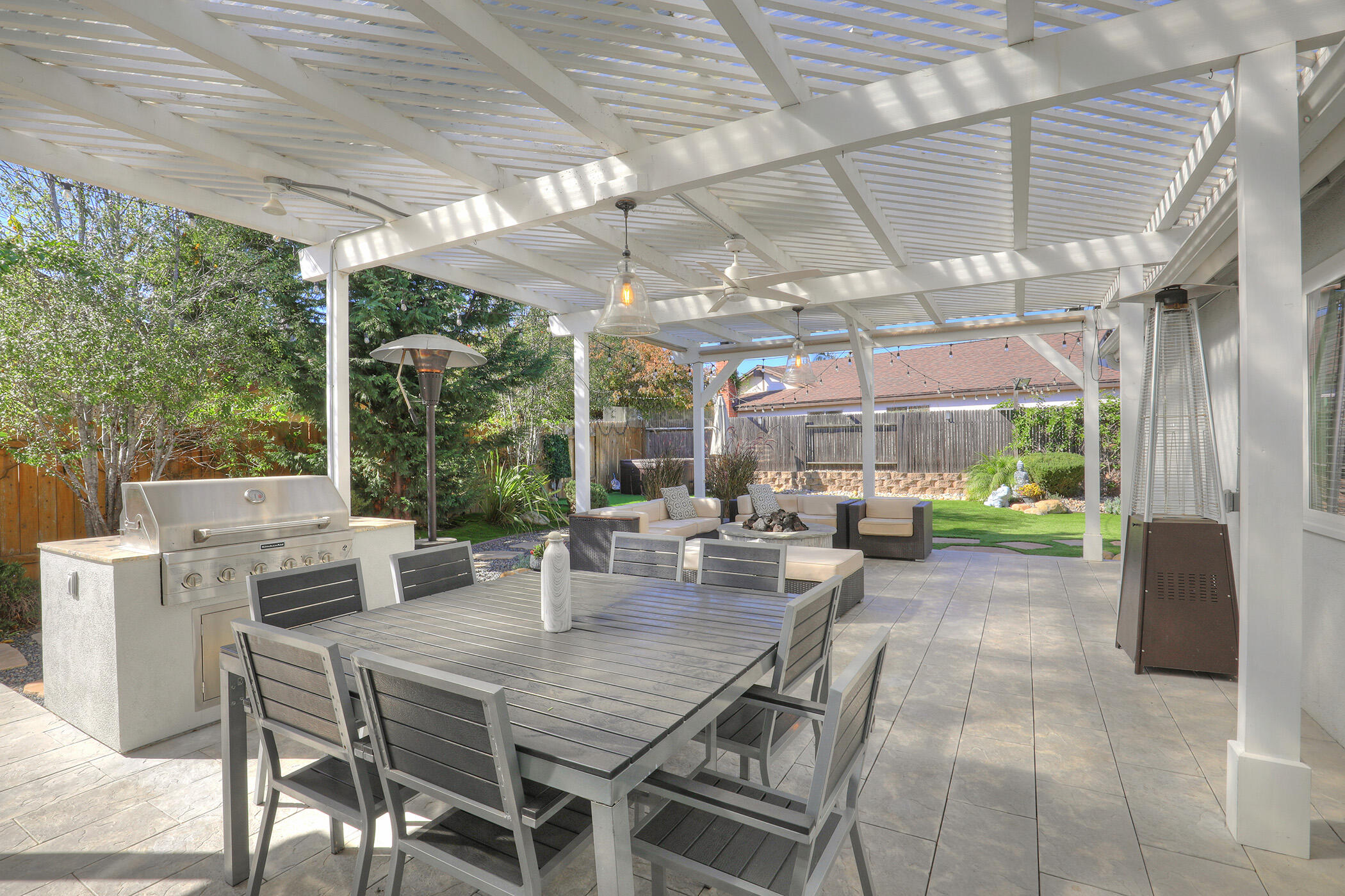 87 Deerhurst Drive