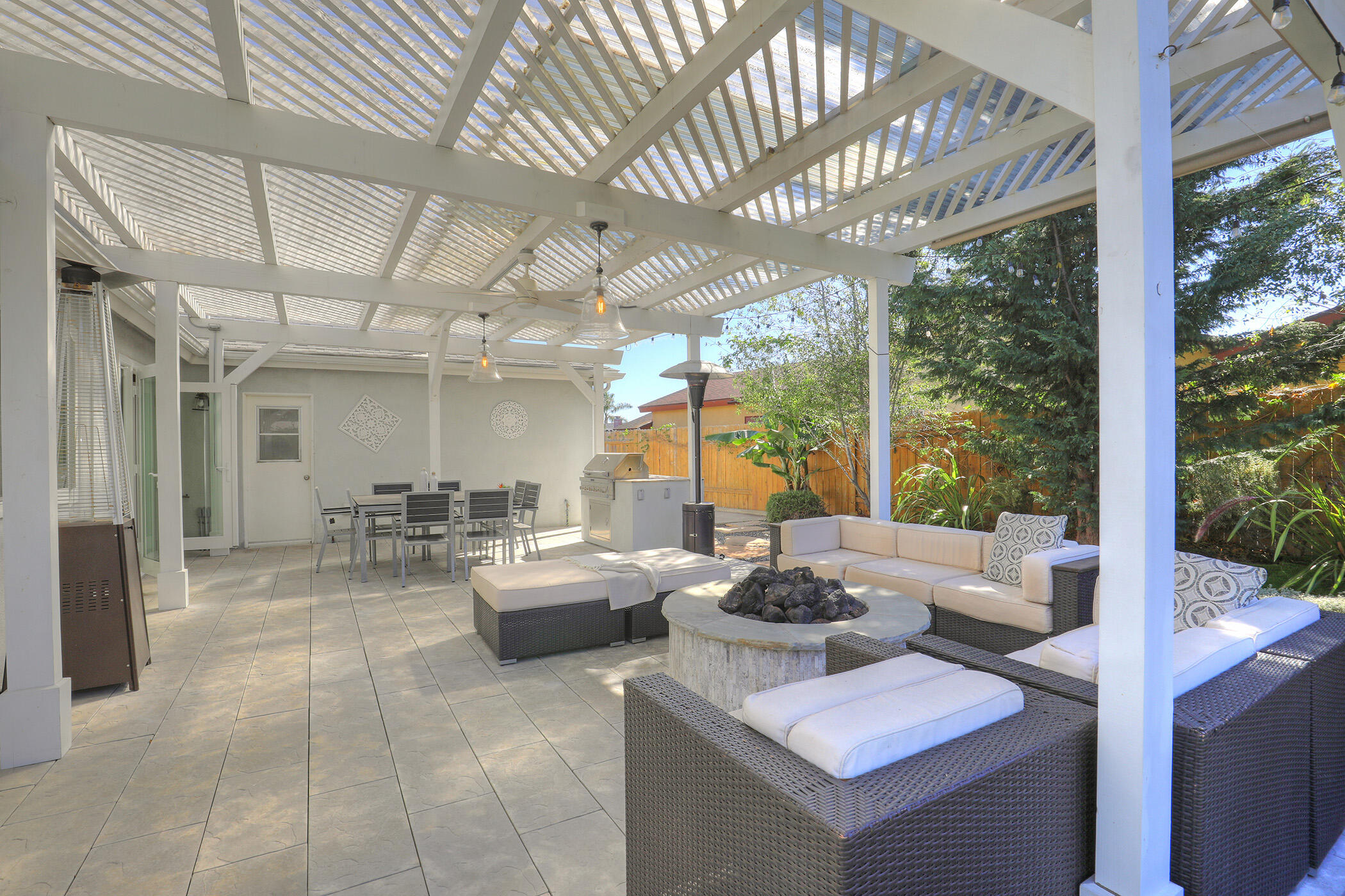 87 Deerhurst Drive