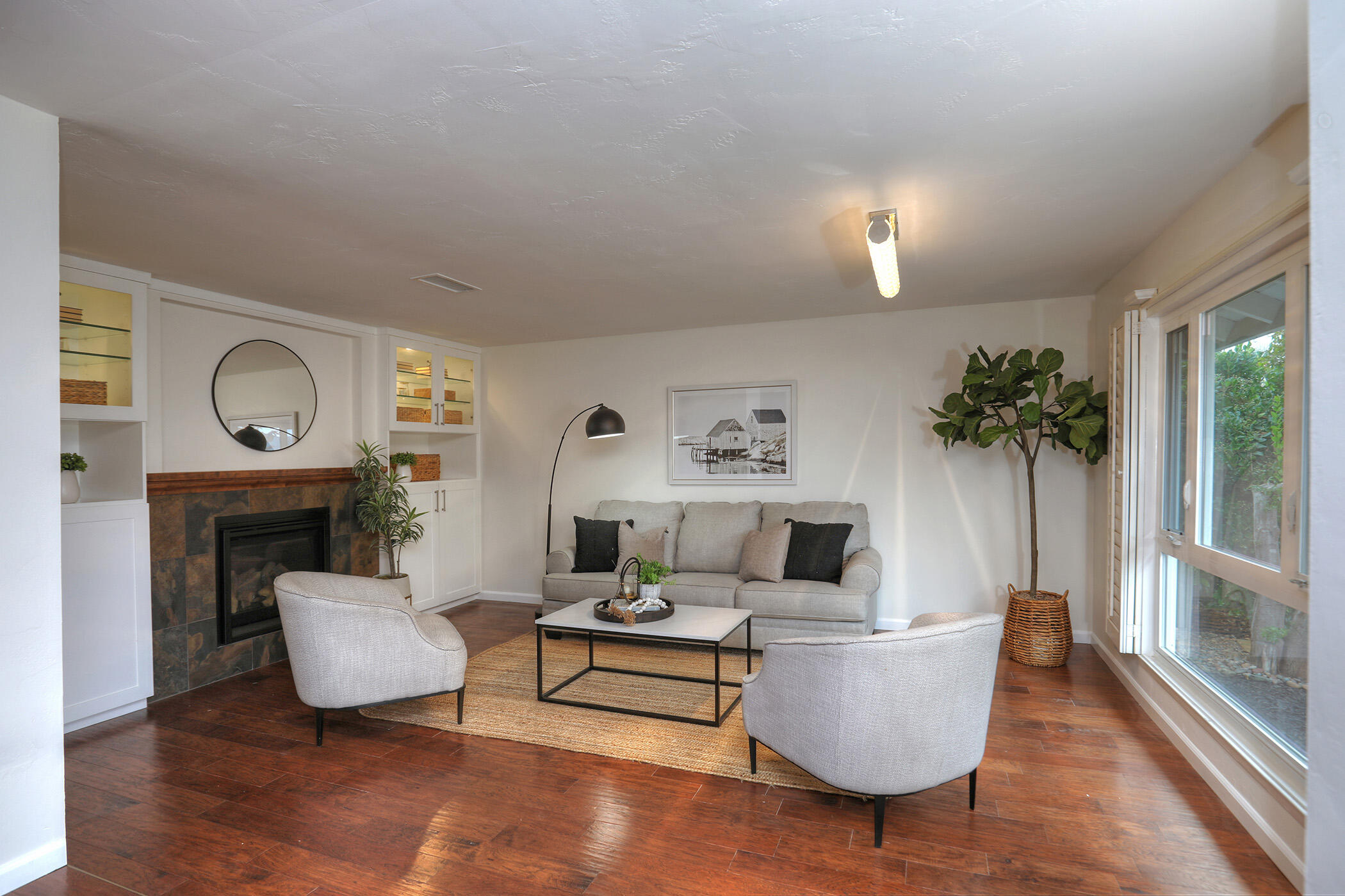 87 Deerhurst Drive