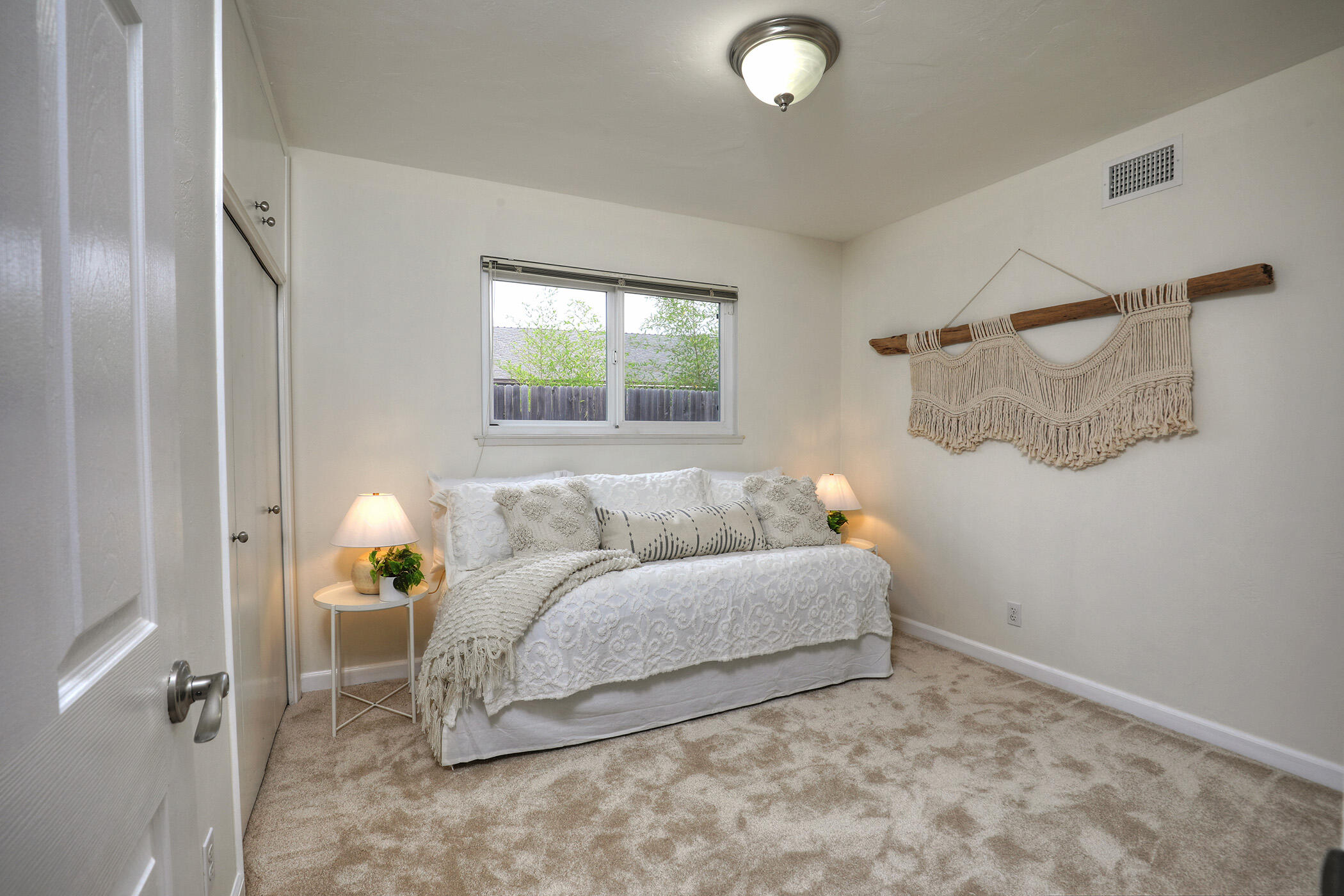 87 Deerhurst Drive