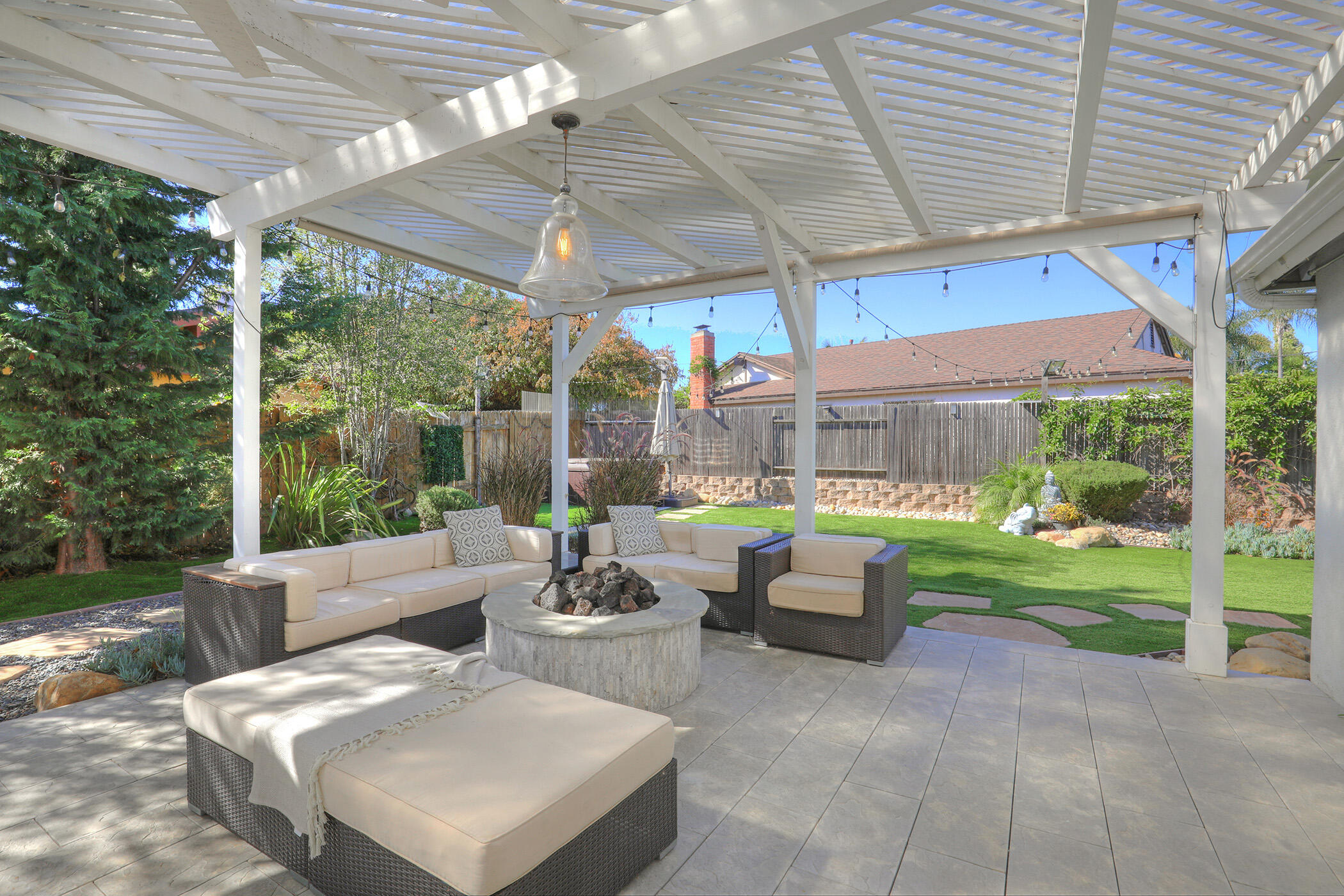87 Deerhurst Drive