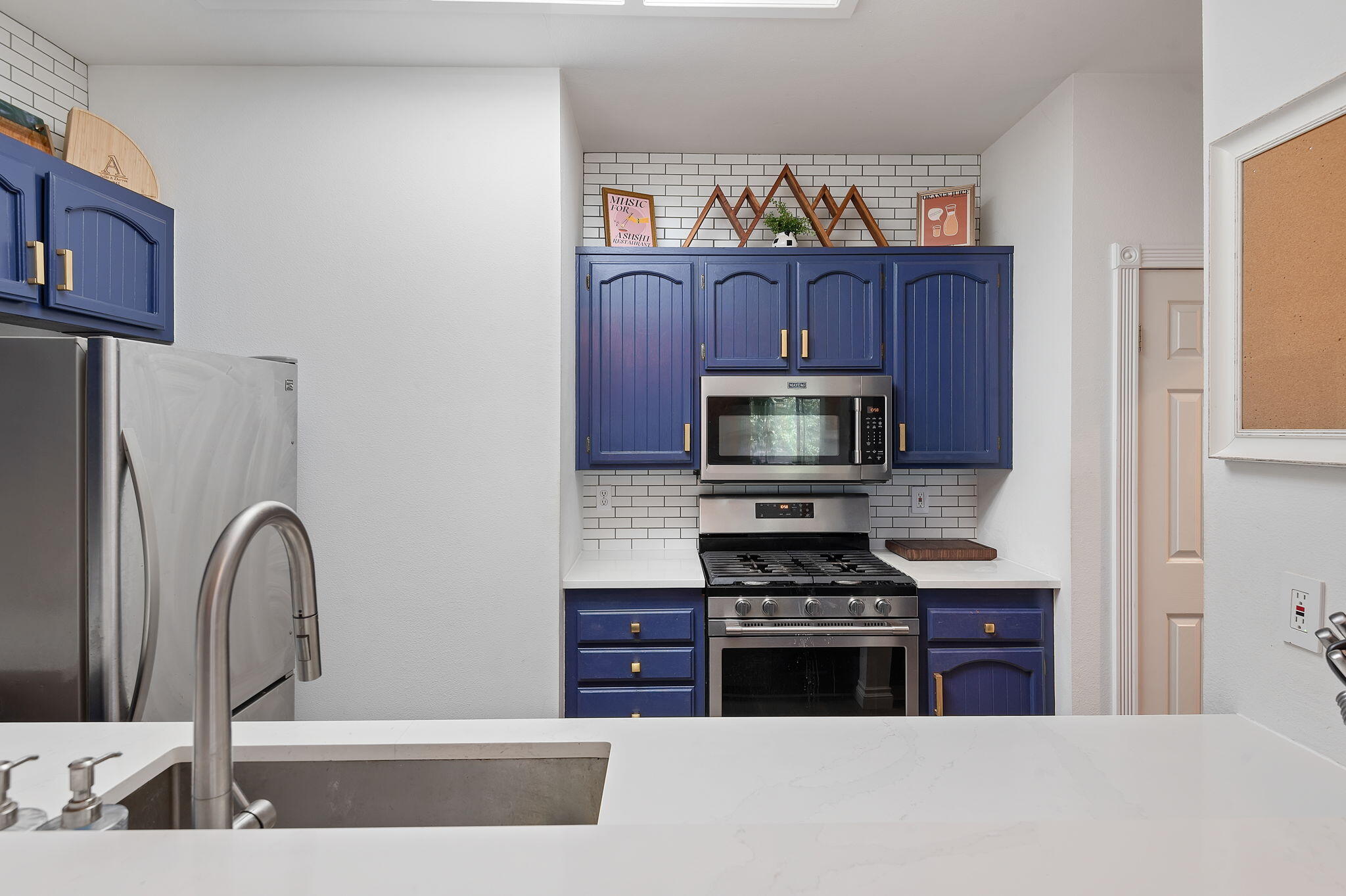 7606 Hollister Avenue 309